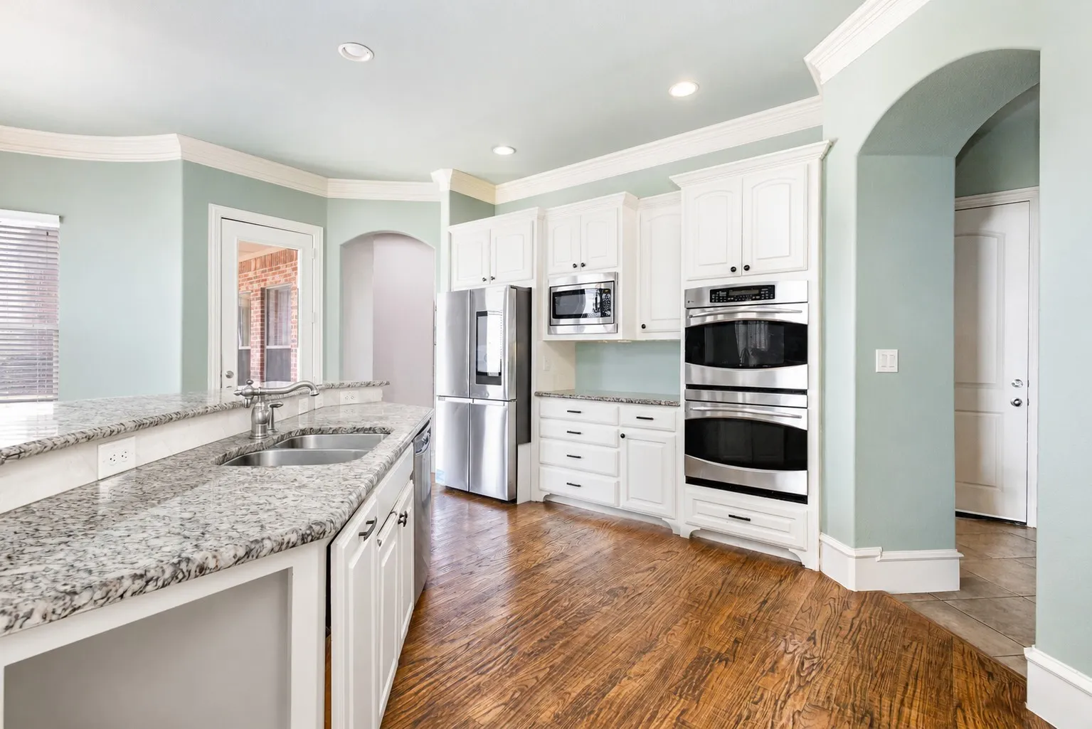 Single Family Residence For Sale in Rockwall County , 123 Ranch House Road, Rockwall, Texas 75032, 4 Bedroom, 4 Bathroom, 3 Garage spaces, 3,229 Sqft, built in 2007, mls#21300901, Real Estate Agent in Rockwall, Homes For Sale in Rockwall county, Homes For Sale in Rockwall, Realtor in Rockwall Texas, Real Estate Brokerage Independent Realty Texas, Luminita Cordes Realtor