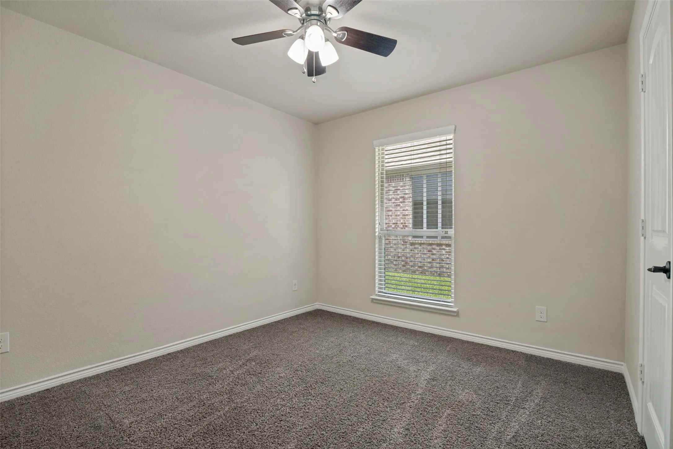 Single Family Residence For Sale in Rockwall County , 616 Cayden Court, Fate, Texas 75087, 4 Bedroom, 2 Bathroom, 2 Garage spaces, 2,303 Sqft, built in 2015, mls#21300860, Real Estate Agent in Fate, Homes For Sale in Rockwall county, Homes For Sale in Fate, Realtor in Fate Texas, Real Estate Brokerage Independent Realty Texas, Luminita Cordes Realtor