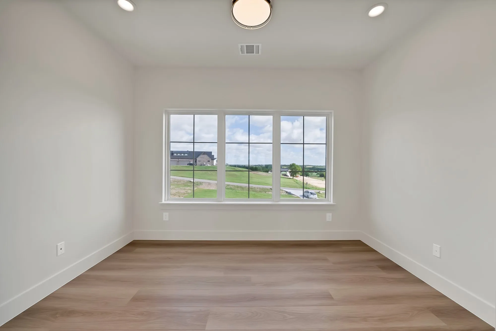 Single Family Residence For Sale in Parker County , 205 Wren View, Weatherford, Texas 76087, 5 Bedroom, 5 Bathroom, 3 Garage spaces, 3,717 Sqft, built in 2026, mls#21300306, Real Estate Agent in Weatherford, Homes For Sale in Parker county, Homes For Sale in Weatherford, Realtor in Weatherford Texas, Real Estate Brokerage Independent Realty Texas, Luminita Cordes Realtor