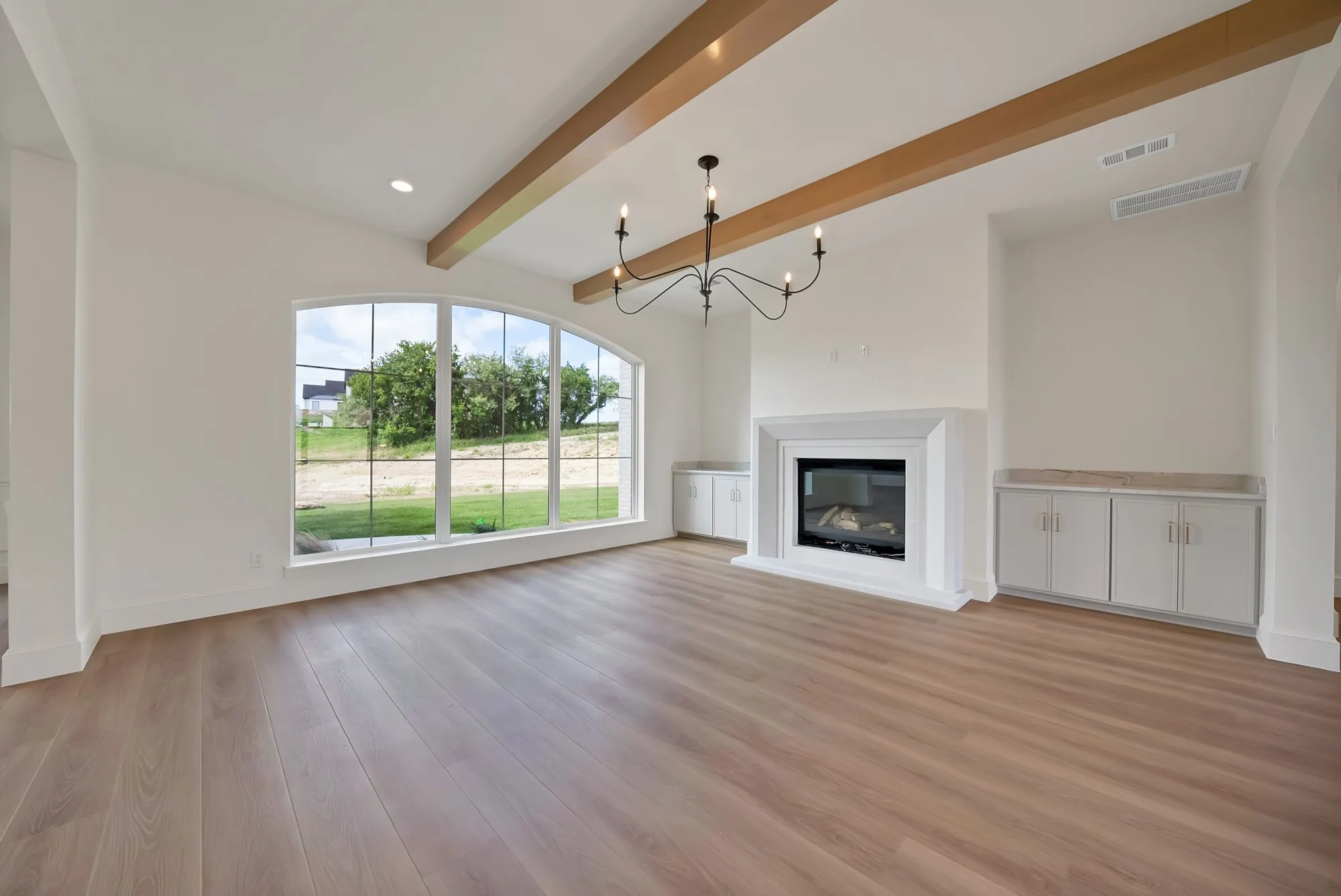 Single Family Residence For Sale in Parker County , 205 Wren View, Weatherford, Texas 76087, 5 Bedroom, 5 Bathroom, 3 Garage spaces, 3,717 Sqft, built in 2026, mls#21300306, Real Estate Agent in Weatherford, Homes For Sale in Parker county, Homes For Sale in Weatherford, Realtor in Weatherford Texas, Real Estate Brokerage Independent Realty Texas, Luminita Cordes Realtor