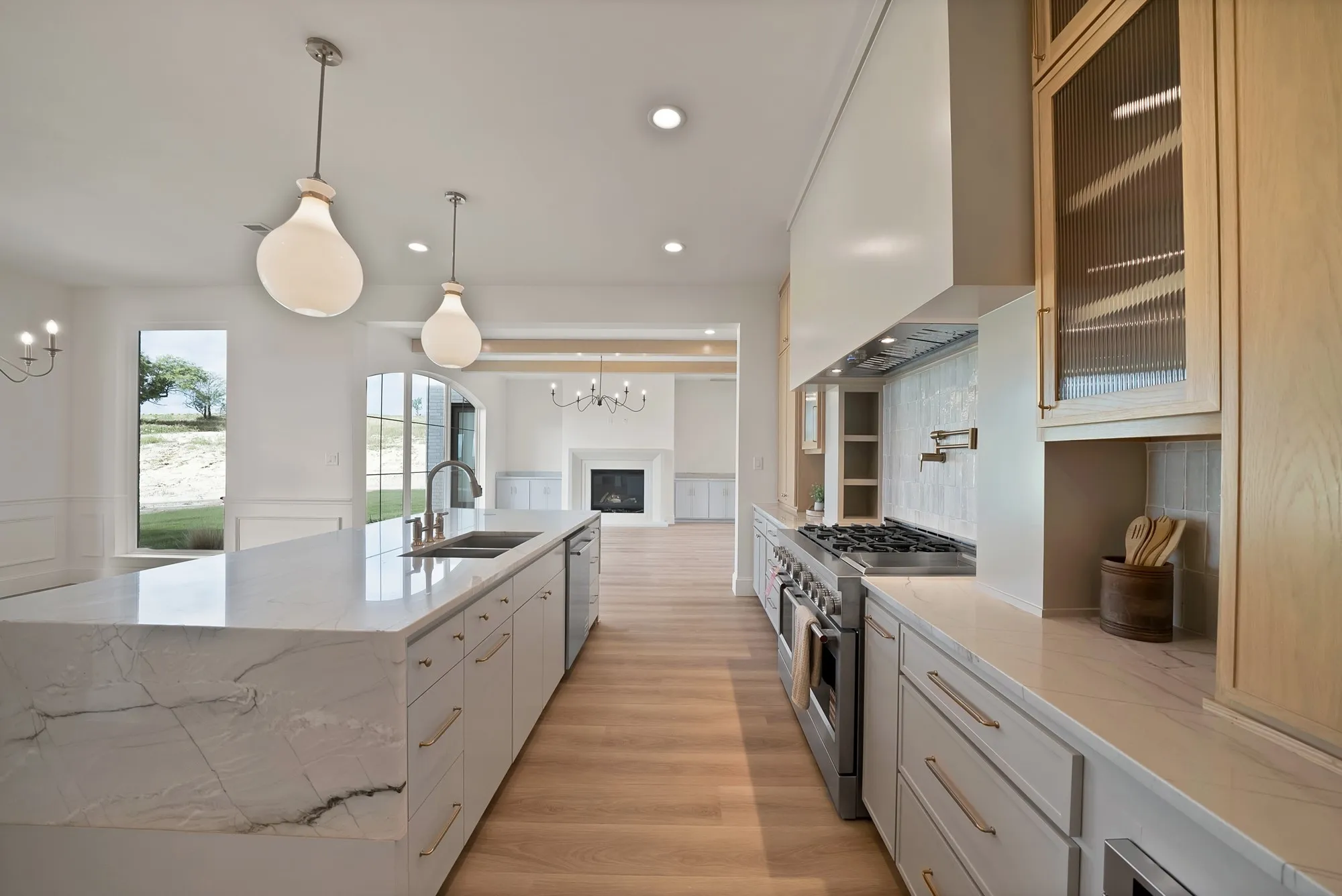 Single Family Residence For Sale in Parker County , 205 Wren View, Weatherford, Texas 76087, 5 Bedroom, 5 Bathroom, 3 Garage spaces, 3,717 Sqft, built in 2026, mls#21300306, Real Estate Agent in Weatherford, Homes For Sale in Parker county, Homes For Sale in Weatherford, Realtor in Weatherford Texas, Real Estate Brokerage Independent Realty Texas, Luminita Cordes Realtor
