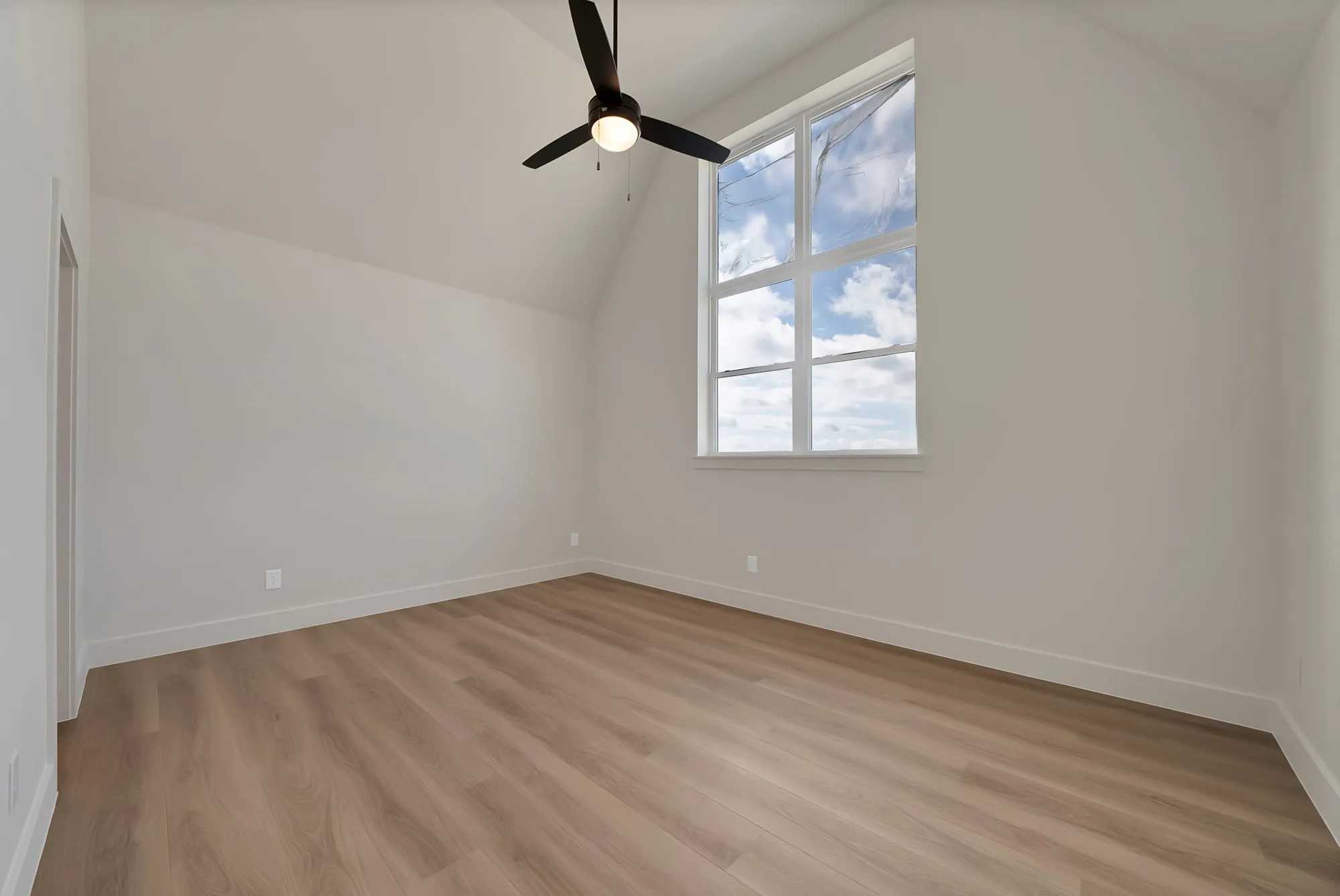 Single Family Residence For Sale in Parker County , 205 Wren View, Weatherford, Texas 76087, 5 Bedroom, 5 Bathroom, 3 Garage spaces, 3,717 Sqft, built in 2026, mls#21300306, Real Estate Agent in Weatherford, Homes For Sale in Parker county, Homes For Sale in Weatherford, Realtor in Weatherford Texas, Real Estate Brokerage Independent Realty Texas, Luminita Cordes Realtor