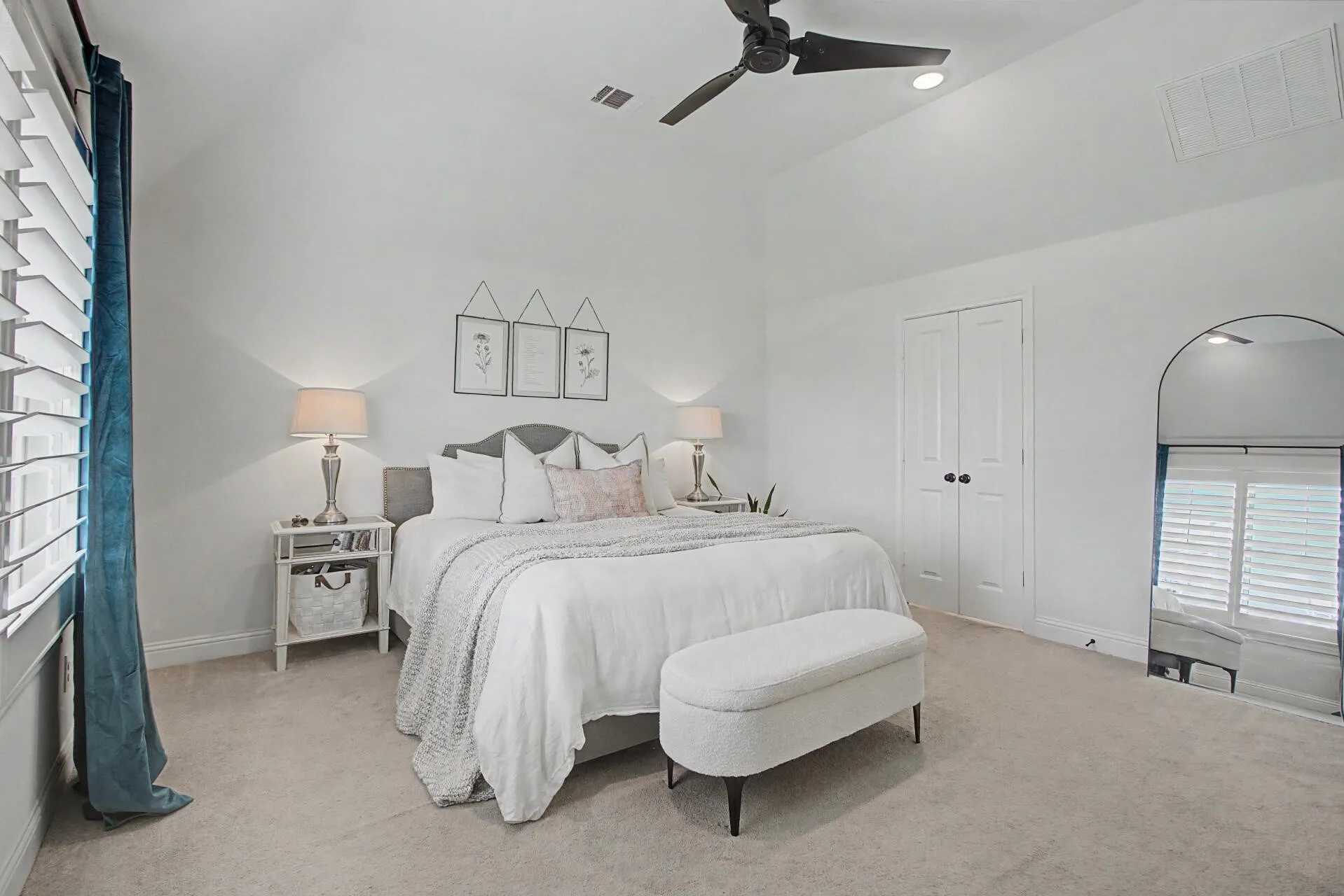 Single Family Residence For Sale in Denton County , 1401 Oliver Creek Lane, Justin, Texas 76247, 4 Bedroom, 3 Bathroom, 3 Garage spaces, 2,799 Sqft, built in 2019, mls#21300955, Real Estate Agent in Justin, Homes For Sale in Denton county, Homes For Sale in Justin, Realtor in Justin Texas, Real Estate Brokerage Independent Realty Texas, Luminita Cordes Realtor