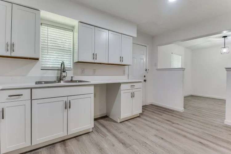 Single Family Residence For Sale in Dallas County , 944 Old Orchard Road, Garland, Texas 75041, 4 Bedrooms, 2 Bathrooms, Garage spaces, 1,526 Sqft, built in 1954, Price $272,900, mls#21300217, Real Estate Agent in Garland, Homes For Sale in Dallas county, Homes For Sale in Garland, Realtor in Garland Texas, Real Estate Brokerage Independent Realty Texas, Luminita Cordes Realtor