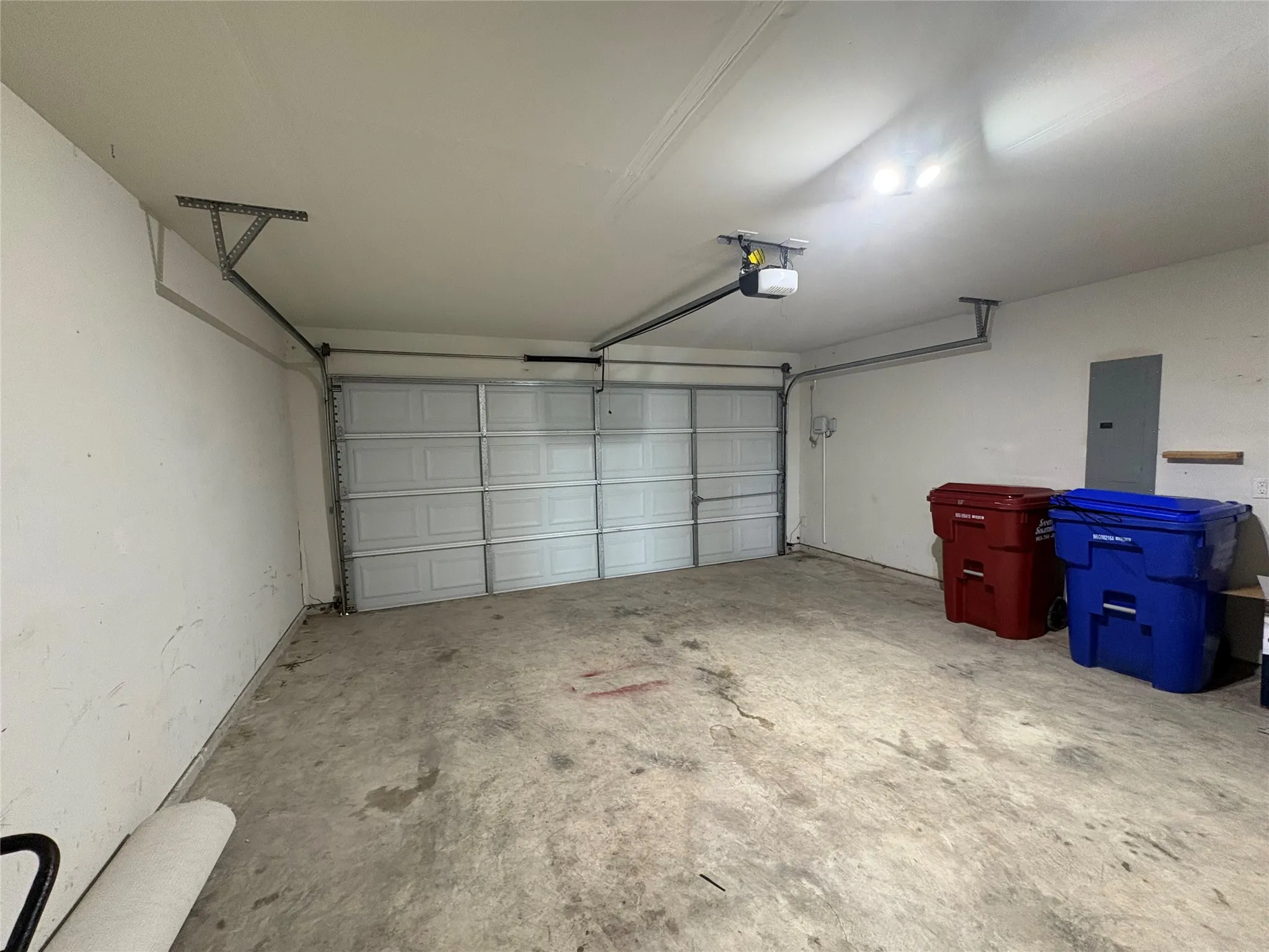 Single Family Residence For Sale in Collin County , 1940 Ridgecrest Drive, Royse City, Texas 75189, 4 Bedroom, 2 Bathroom, 2 Garage spaces, 1,821 Sqft, built in 2018, mls#21300318, Real Estate Agent in Royse City, Homes For Sale in Collin county, Homes For Sale in Royse City, Realtor in Royse City Texas, Real Estate Brokerage Independent Realty Texas, Luminita Cordes Realtor