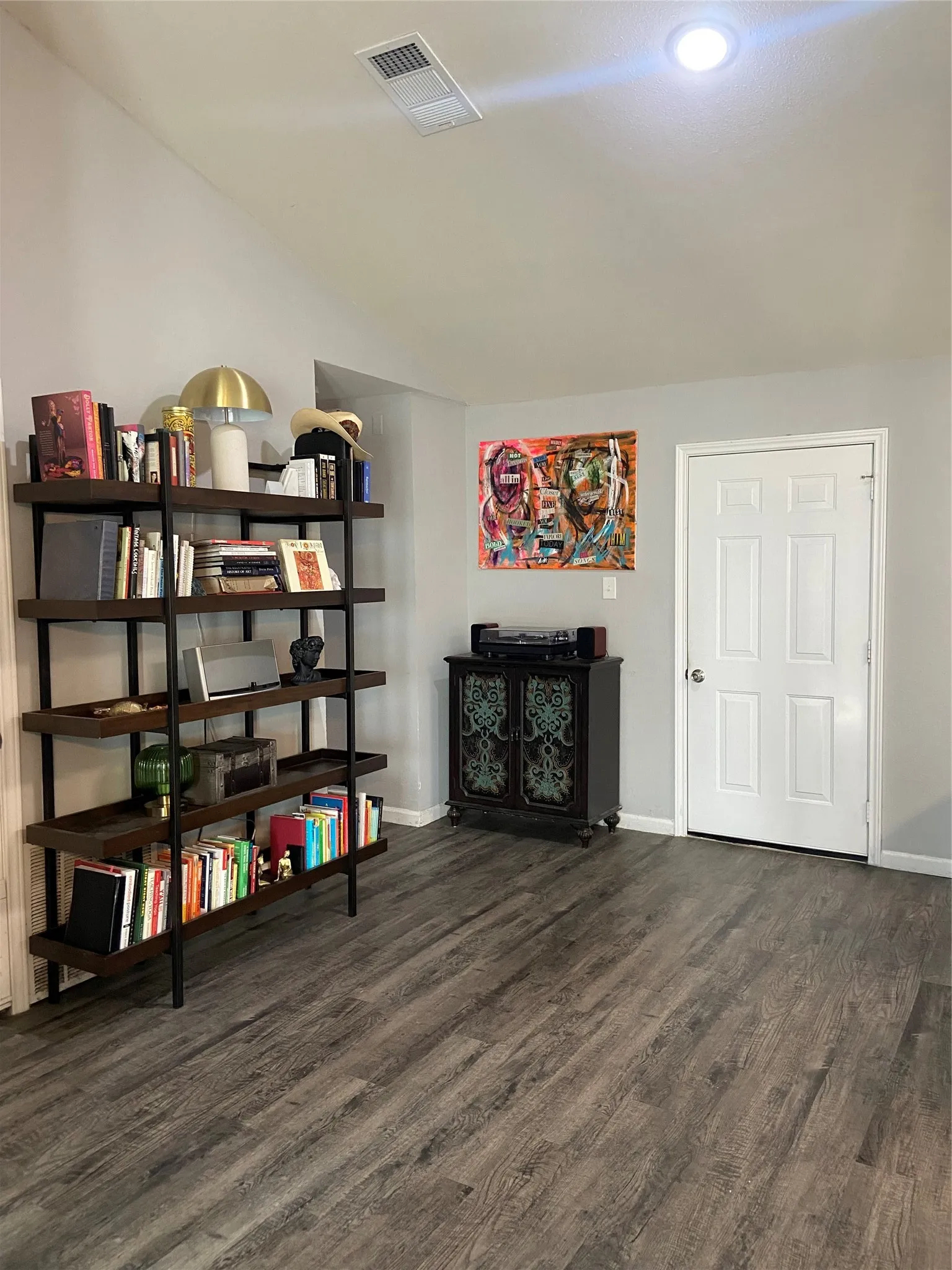 Dining room area-vaulted ceilings