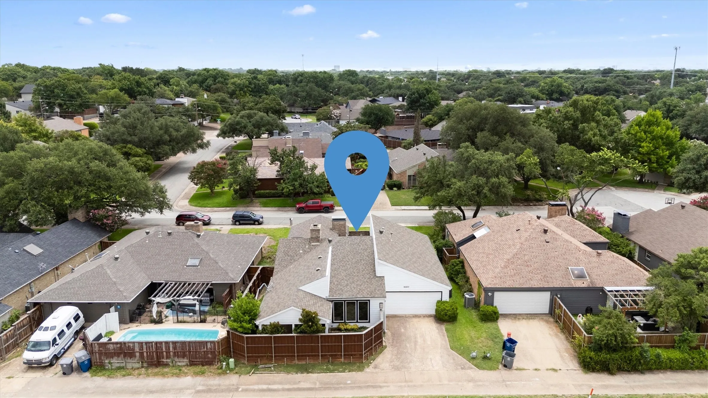 Single Family Residence For Sale in Dallas County , 16833 Davenport Court, Dallas, Texas 75248, 2 Bedroom, 2 Bathroom, 2 Garage spaces, 2,260 Sqft, built in 1978, mls#21300726, Real Estate Agent in Dallas, Homes For Sale in Dallas county, Homes For Sale in Dallas, Realtor in Dallas Texas, Real Estate Brokerage Independent Realty Texas, Luminita Cordes Realtor