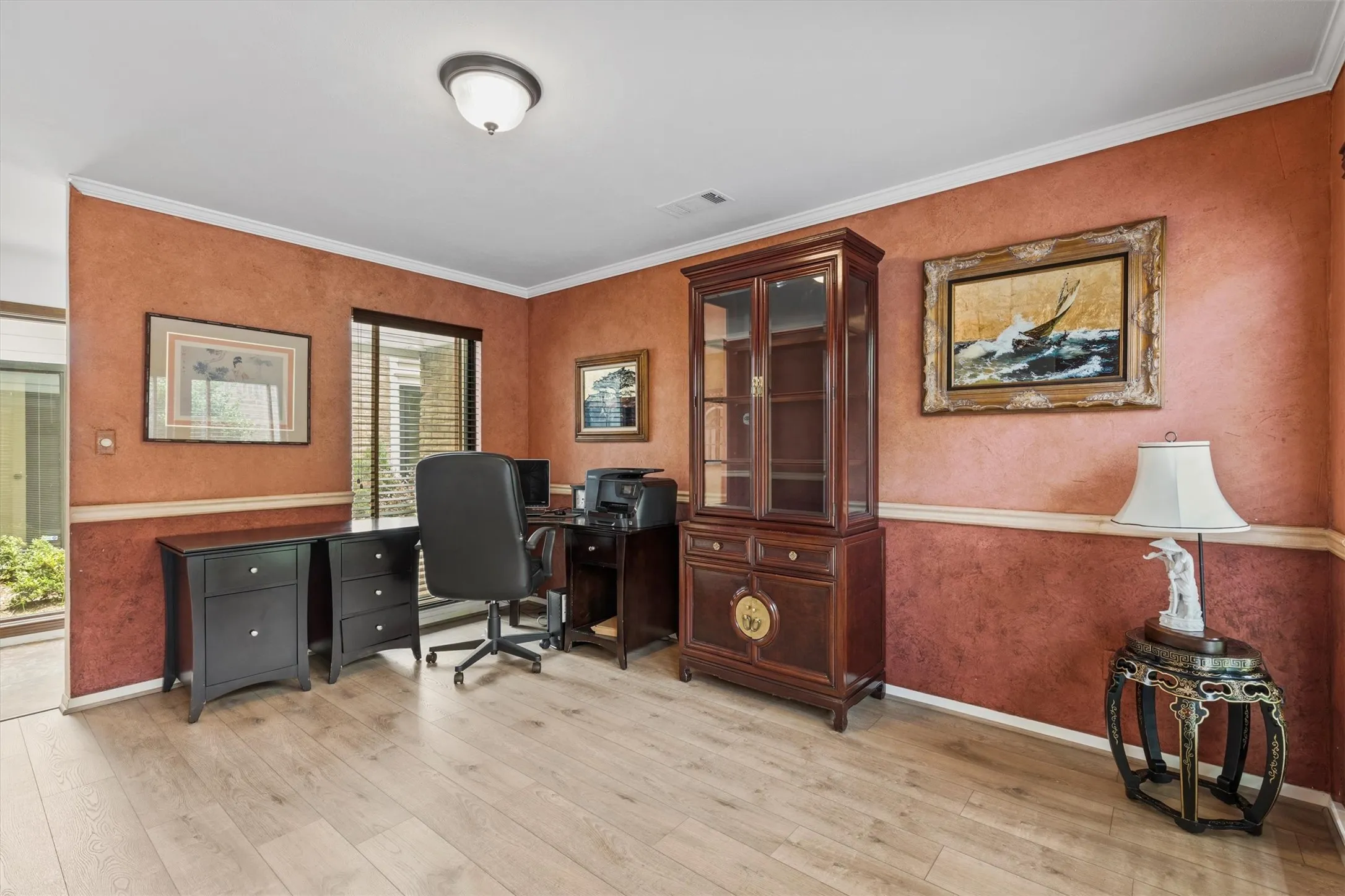 Single Family Residence For Sale in Dallas County , 16833 Davenport Court, Dallas, Texas 75248, 2 Bedroom, 2 Bathroom, 2 Garage spaces, 2,260 Sqft, built in 1978, mls#21300726, Real Estate Agent in Dallas, Homes For Sale in Dallas county, Homes For Sale in Dallas, Realtor in Dallas Texas, Real Estate Brokerage Independent Realty Texas, Luminita Cordes Realtor