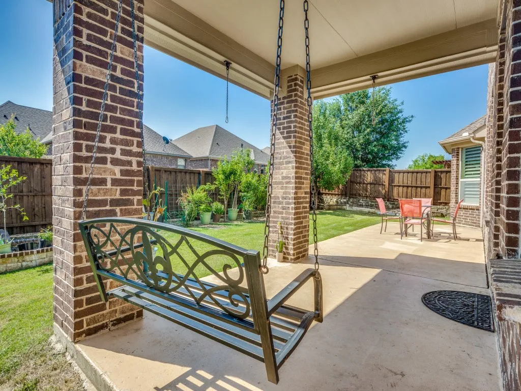 Single Family Residence For Rent in Dallas County , 7340 Beranger Drive, Irving, Texas 75063, 5 Bedroom, 4 Bathroom, 2 Garage spaces, 4,259 Sqft, built in 2014, mls#21300980, Real Estate Agent in Irving, Homes For Rent in Dallas county, Homes For Rent in Irving, Realtor in Irving Texas, Real Estate Brokerage Independent Realty Texas, Luminita Cordes Realtor