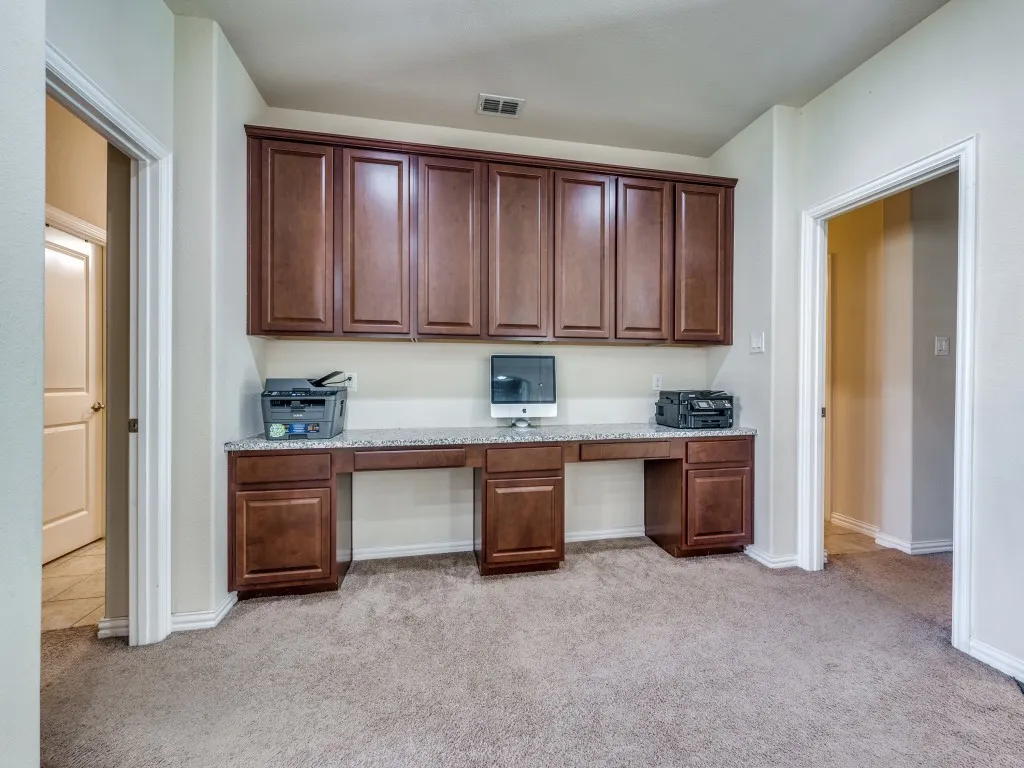 Single Family Residence For Rent in Dallas County , 7340 Beranger Drive, Irving, Texas 75063, 5 Bedroom, 4 Bathroom, 2 Garage spaces, 4,259 Sqft, built in 2014, mls#21300980, Real Estate Agent in Irving, Homes For Rent in Dallas county, Homes For Rent in Irving, Realtor in Irving Texas, Real Estate Brokerage Independent Realty Texas, Luminita Cordes Realtor