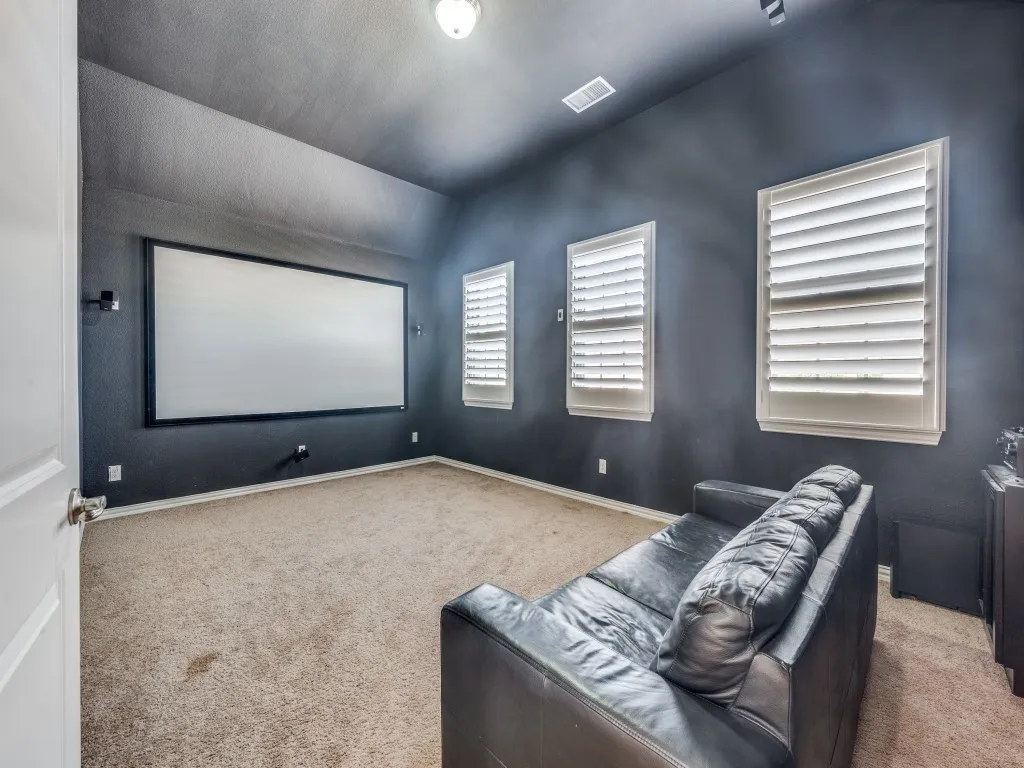 Single Family Residence For Rent in Dallas County , 7340 Beranger Drive, Irving, Texas 75063, 5 Bedroom, 4 Bathroom, 2 Garage spaces, 4,259 Sqft, built in 2014, mls#21300980, Real Estate Agent in Irving, Homes For Rent in Dallas county, Homes For Rent in Irving, Realtor in Irving Texas, Real Estate Brokerage Independent Realty Texas, Luminita Cordes Realtor