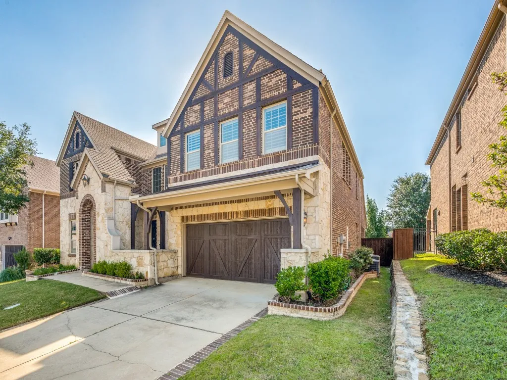 Single Family Residence For Rent in Dallas County , 7340 Beranger Drive, Irving, Texas 75063, 5 Bedroom, 4 Bathroom, 2 Garage spaces, 4,259 Sqft, built in 2014, mls#21300980, Real Estate Agent in Irving, Homes For Rent in Dallas county, Homes For Rent in Irving, Realtor in Irving Texas, Real Estate Brokerage Independent Realty Texas, Luminita Cordes Realtor