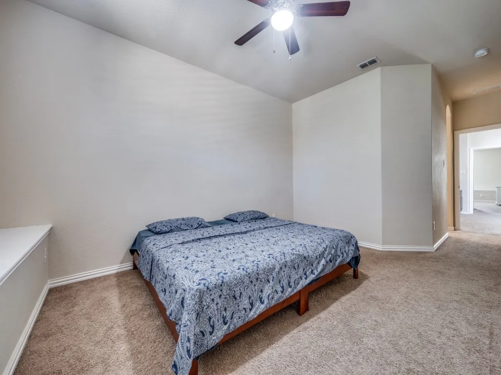 Single Family Residence For Rent in Dallas County , 7340 Beranger Drive, Irving, Texas 75063, 5 Bedroom, 4 Bathroom, 2 Garage spaces, 4,259 Sqft, built in 2014, mls#21300980, Real Estate Agent in Irving, Homes For Rent in Dallas county, Homes For Rent in Irving, Realtor in Irving Texas, Real Estate Brokerage Independent Realty Texas, Luminita Cordes Realtor