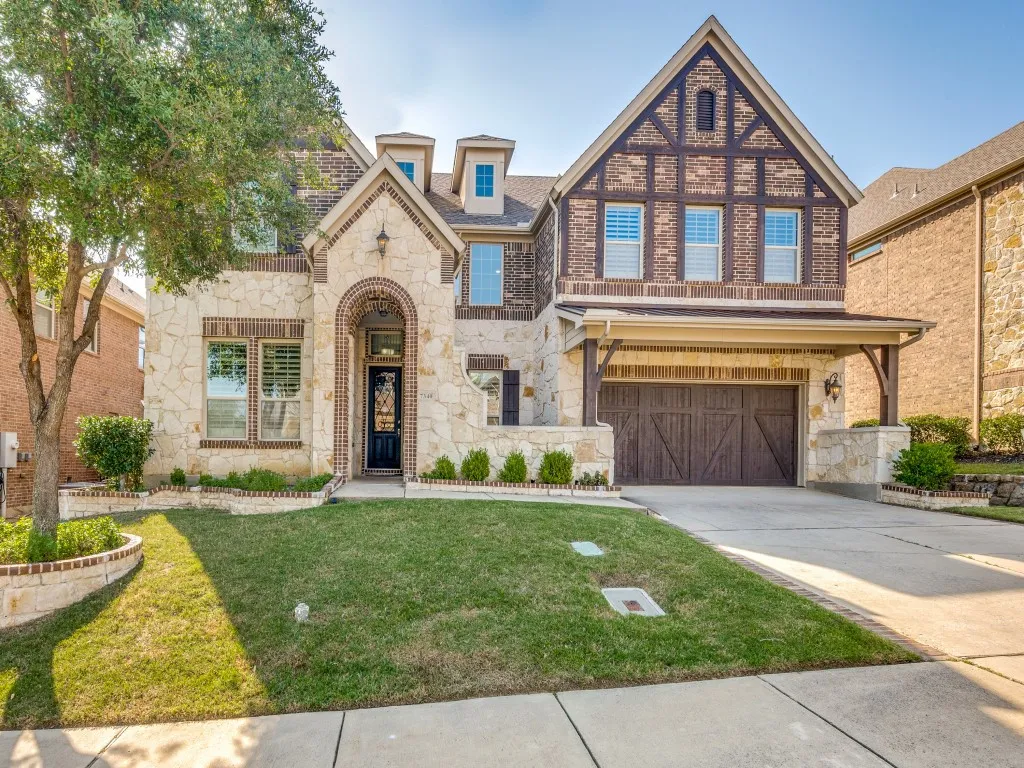 Single Family Residence For Rent in Dallas County , 7340 Beranger Drive, Irving, Texas 75063, 5 Bedroom, 4 Bathroom, 2 Garage spaces, 4,259 Sqft, built in 2014, mls#21300980, Real Estate Agent in Irving, Homes For Rent in Dallas county, Homes For Rent in Irving, Realtor in Irving Texas, Real Estate Brokerage Independent Realty Texas, Luminita Cordes Realtor