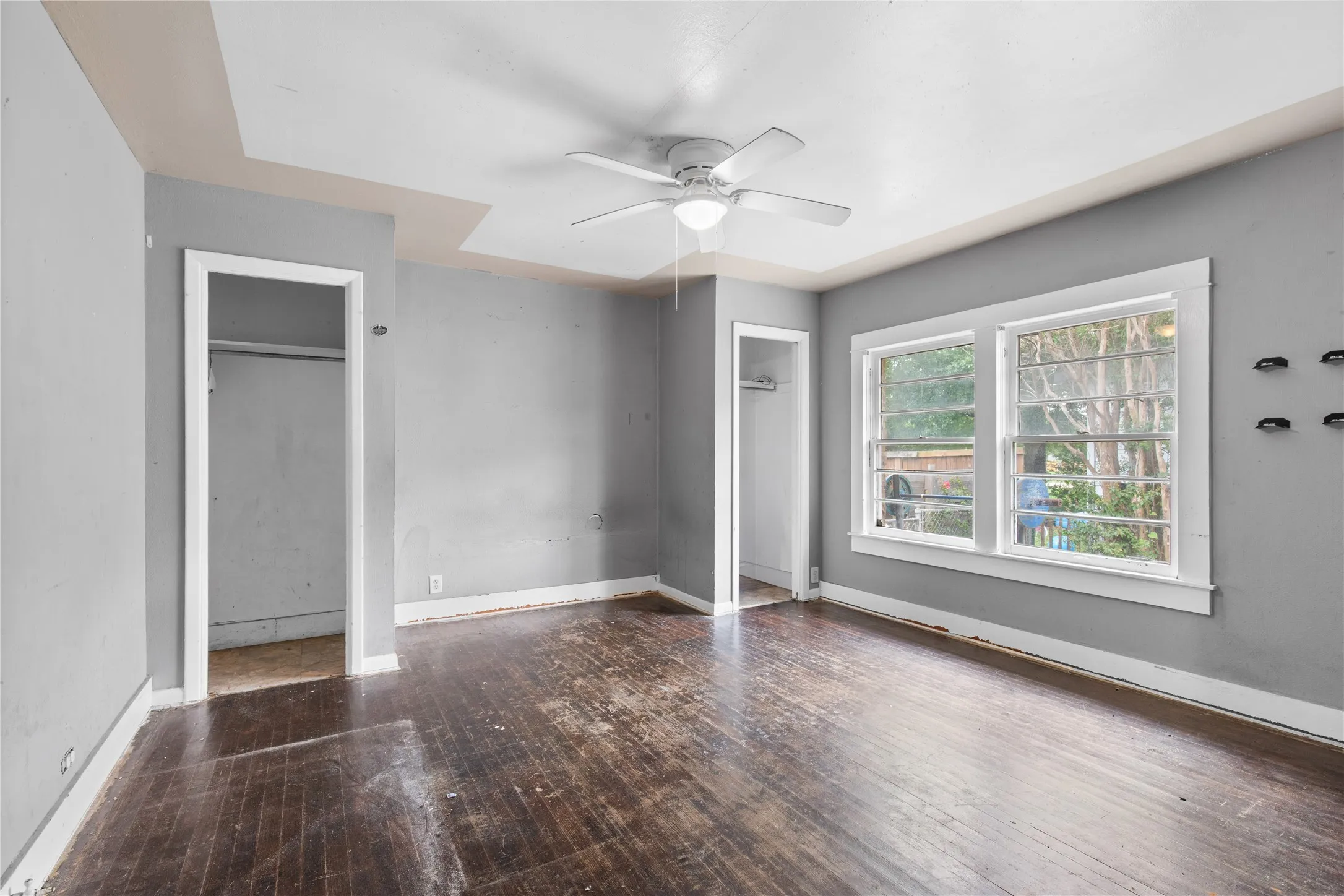 Single Family Residence For Sale in Grayson County , 1211 N Harrison Avenue, Sherman, Texas 75090, 3 Bedroom, 1 Bathroom, Garage spaces, 1,399 Sqft, built in 1930, mls#21300985, Real Estate Agent in Sherman, Homes For Sale in Grayson county, Homes For Sale in Sherman, Realtor in Sherman Texas, Real Estate Brokerage Independent Realty Texas, Luminita Cordes Realtor