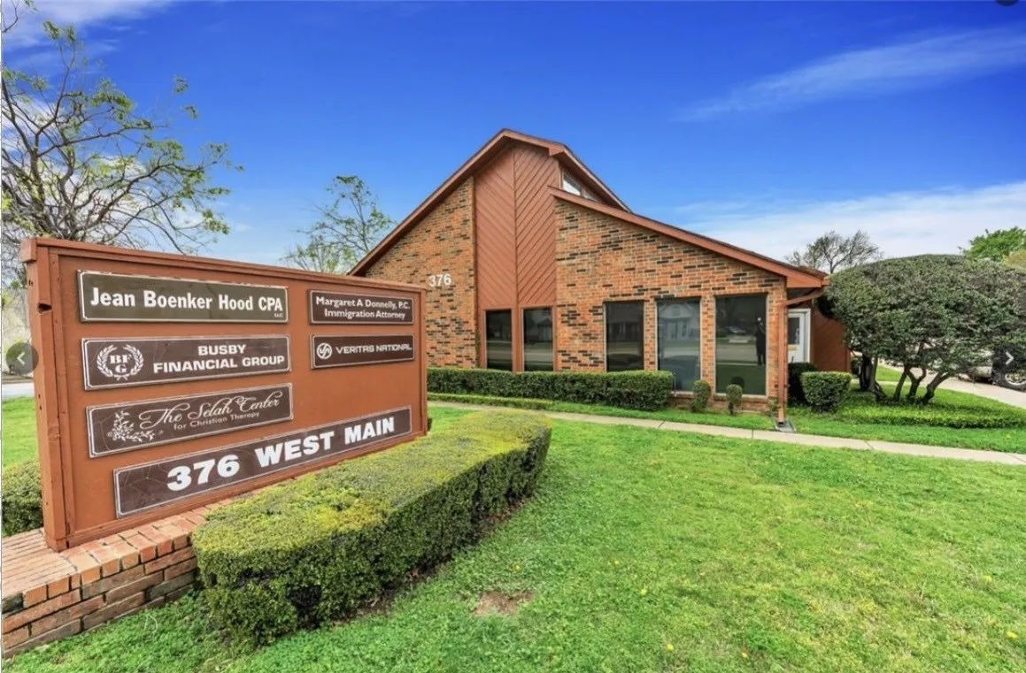 Office For Sale in Denton County , 376 W Main Street E, Lewisville, Texas 75057, 0, 0, Garage spaces, 0 Sqft, built in 1984, mls#21300865, Real Estate Agent in Lewisville, Homes For Sale in Denton county, Homes For Sale in Lewisville, Realtor in Lewisville Texas, Real Estate Brokerage Independent Realty Texas, Luminita Cordes Realtor