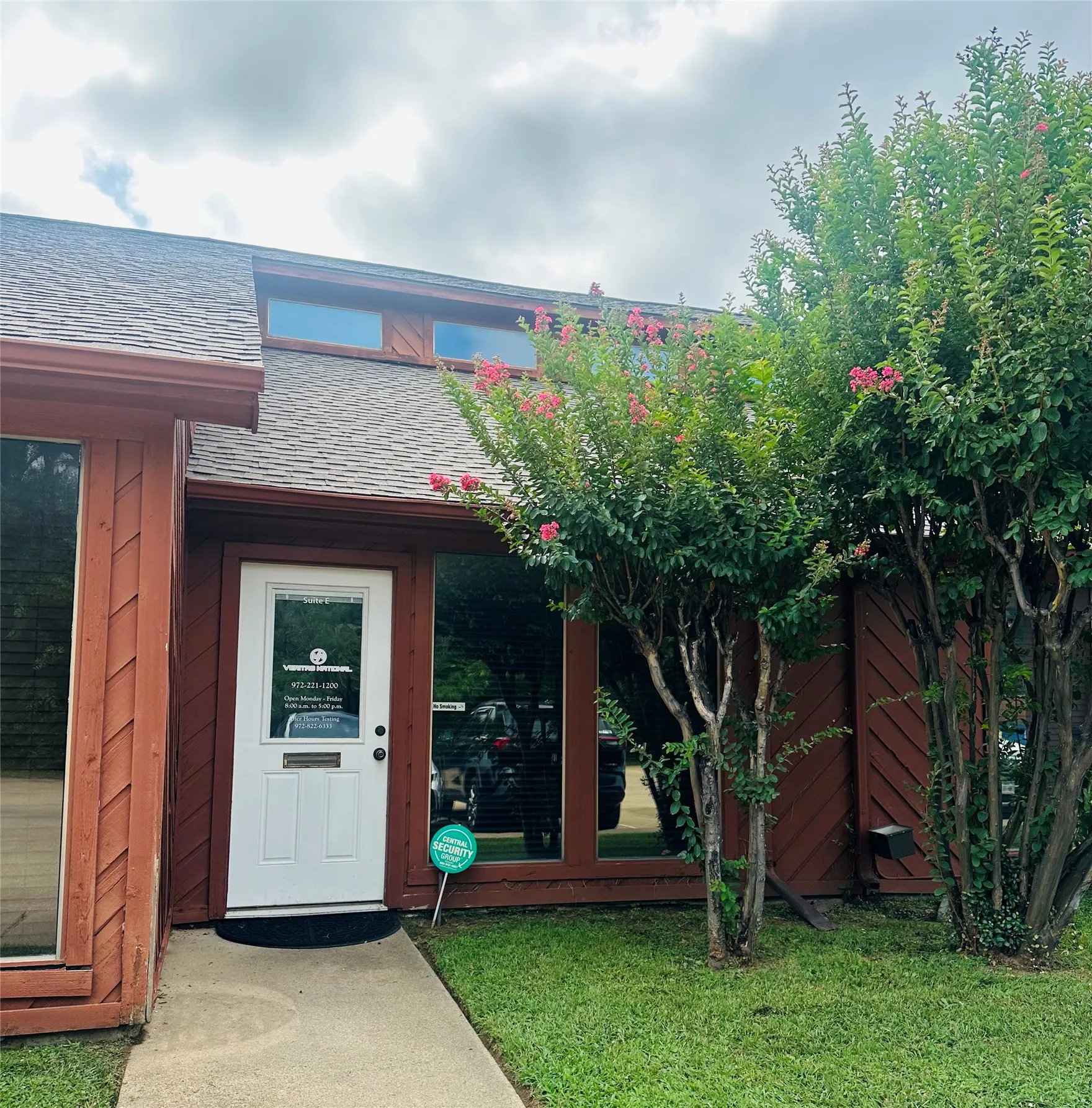 Suite E Front Entry