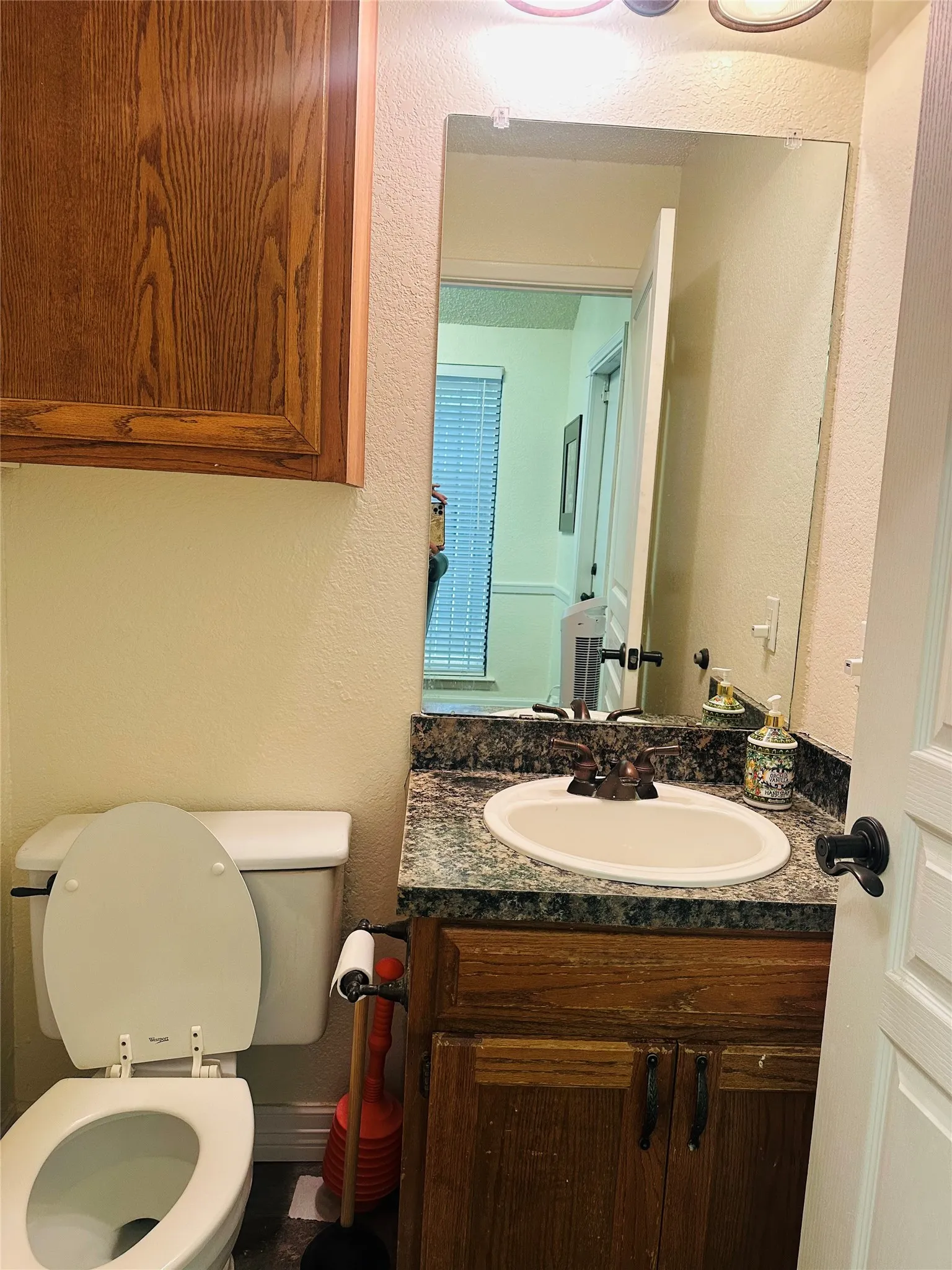Private 1/2 Bath inside Primary Private Office