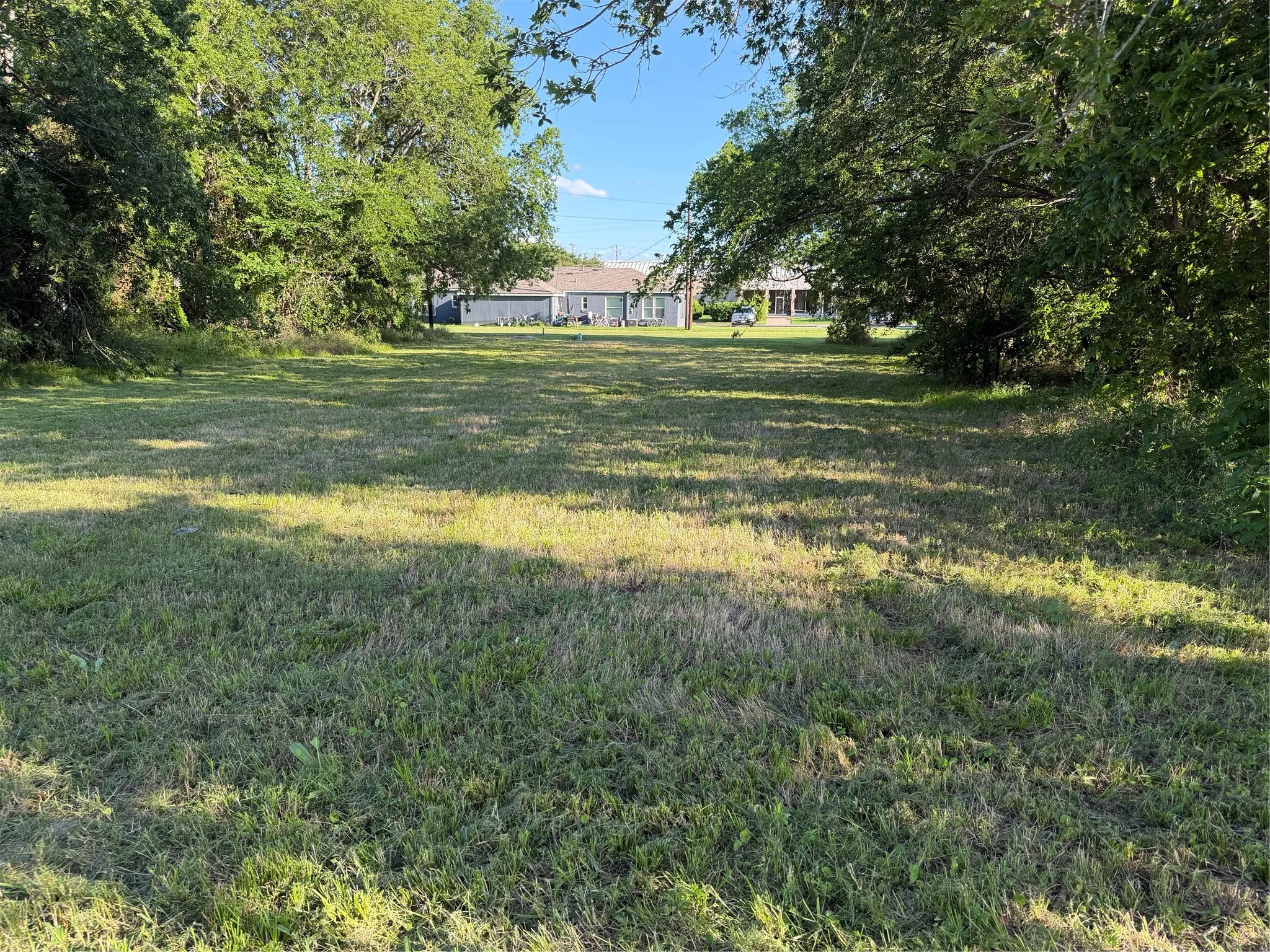 Unimproved Land For Sale in Fannin County , 808 E Third St, Bonham, Texas 75418, 0, 0, Garage spaces, 0 Sqft, built in 0, mls#21300990, Real Estate Agent in Bonham, Homes For Sale in Fannin county, Homes For Sale in Bonham, Realtor in Bonham Texas, Real Estate Brokerage Independent Realty Texas, Luminita Cordes Realtor