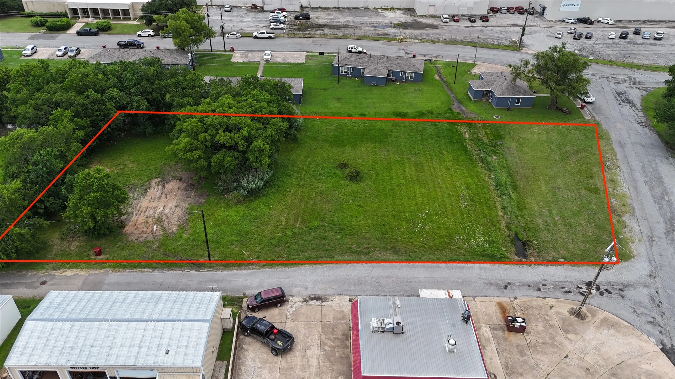Unimproved Land For Sale in Fannin County , 808 E Third St, Bonham, Texas 75418, 0, 0, Garage spaces, 0 Sqft, built in 0, mls#21300990, Real Estate Agent in Bonham, Homes For Sale in Fannin county, Homes For Sale in Bonham, Realtor in Bonham Texas, Real Estate Brokerage Independent Realty Texas, Luminita Cordes Realtor