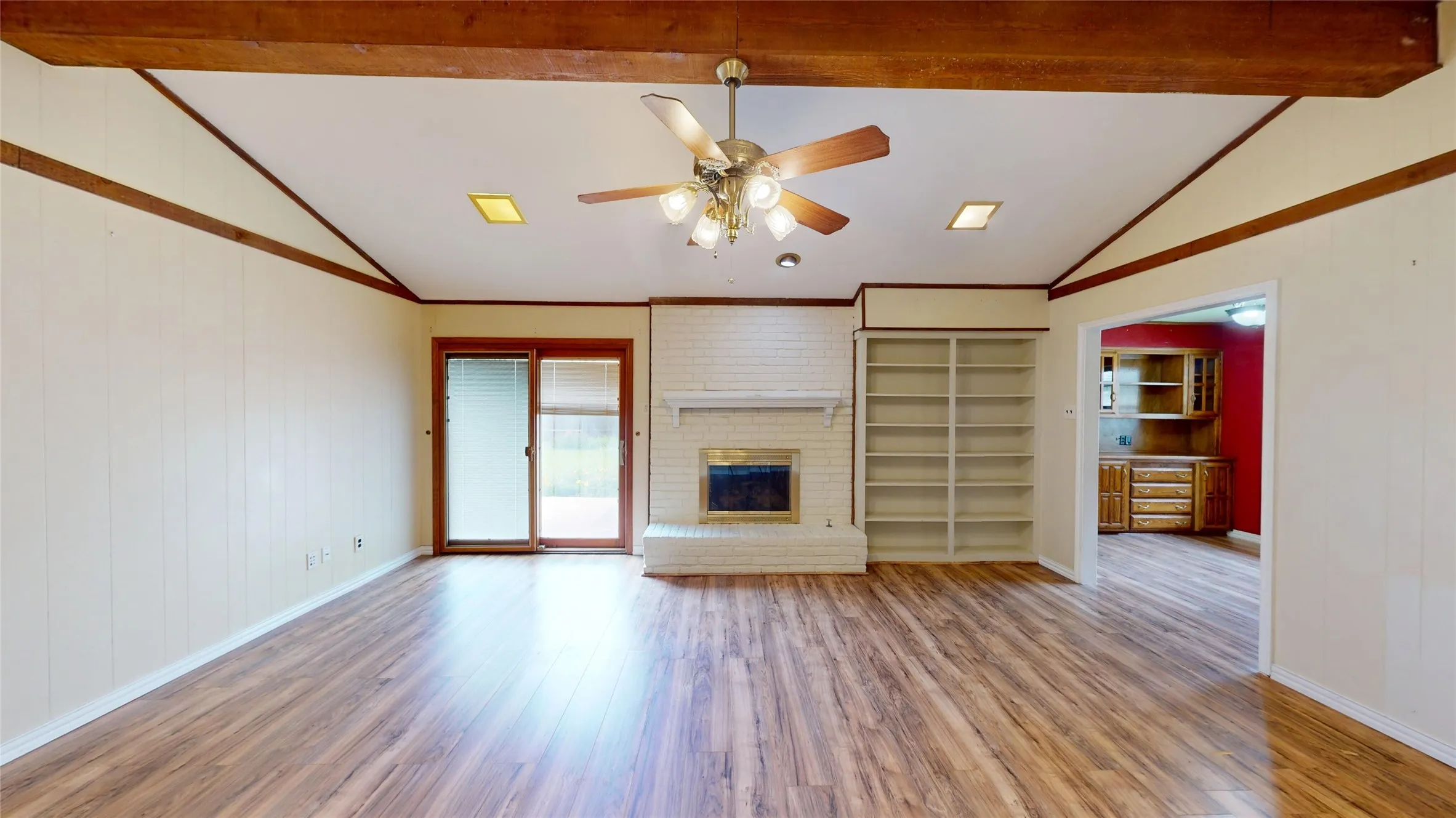 Single Family Residence For Sale in Denton County , 1926 Camden Way, Carrollton, Texas 75007, 4 Bedrooms, 3 Bathrooms, 2 Garage spaces, 2,081 Sqft, built in 1978, Price $369,900, mls#21300945, Real Estate Agent in Carrollton, Homes For Sale in Denton county, Homes For Sale in Carrollton, Realtor in Carrollton Texas, Real Estate Brokerage Independent Realty Texas, Luminita Cordes Realtor