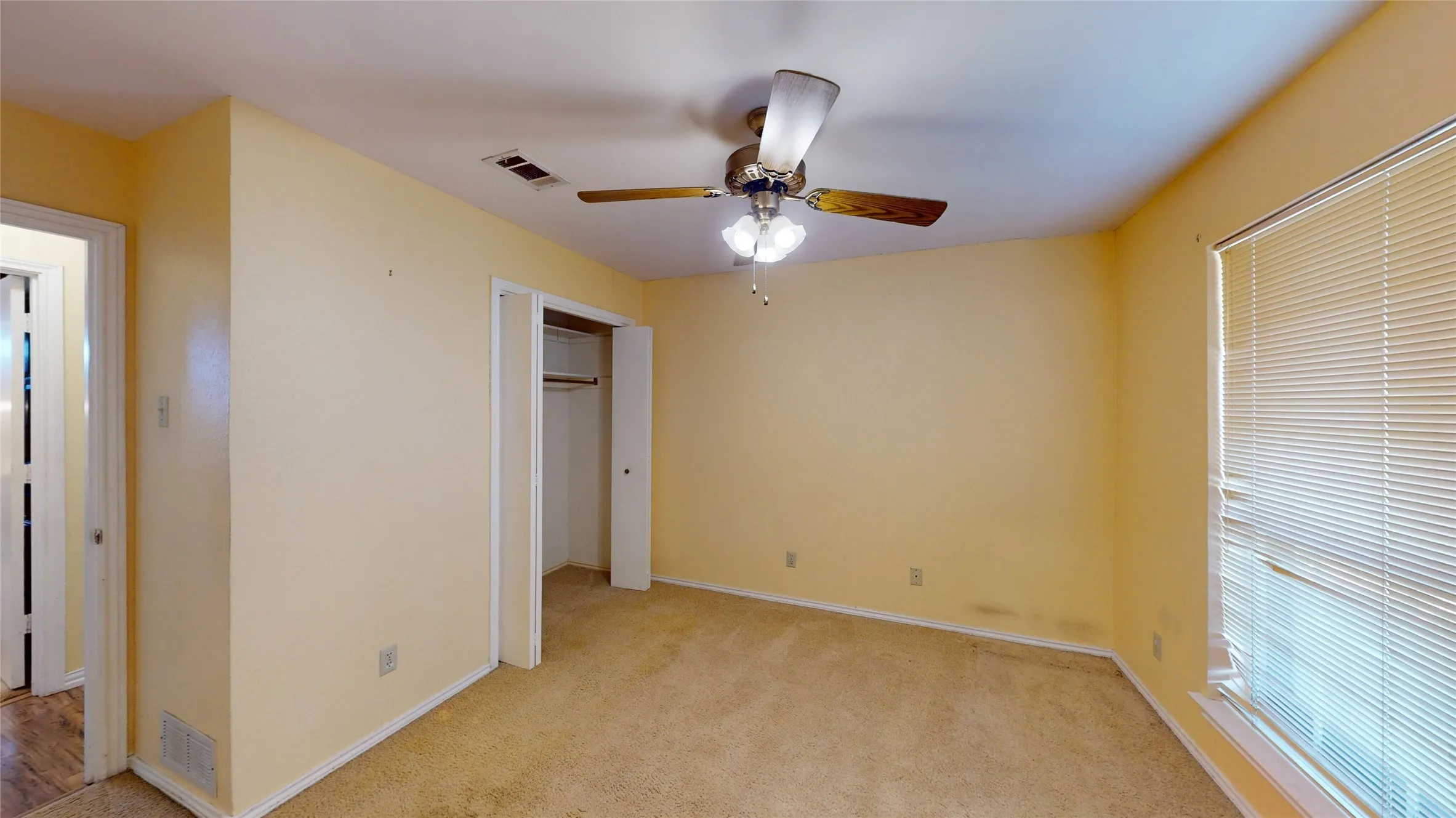 Single Family Residence For Sale in Denton County , 1926 Camden Way, Carrollton, Texas 75007, 4 Bedrooms, 3 Bathrooms, 2 Garage spaces, 2,081 Sqft, built in 1978, Price $369,900, mls#21300945, Real Estate Agent in Carrollton, Homes For Sale in Denton county, Homes For Sale in Carrollton, Realtor in Carrollton Texas, Real Estate Brokerage Independent Realty Texas, Luminita Cordes Realtor