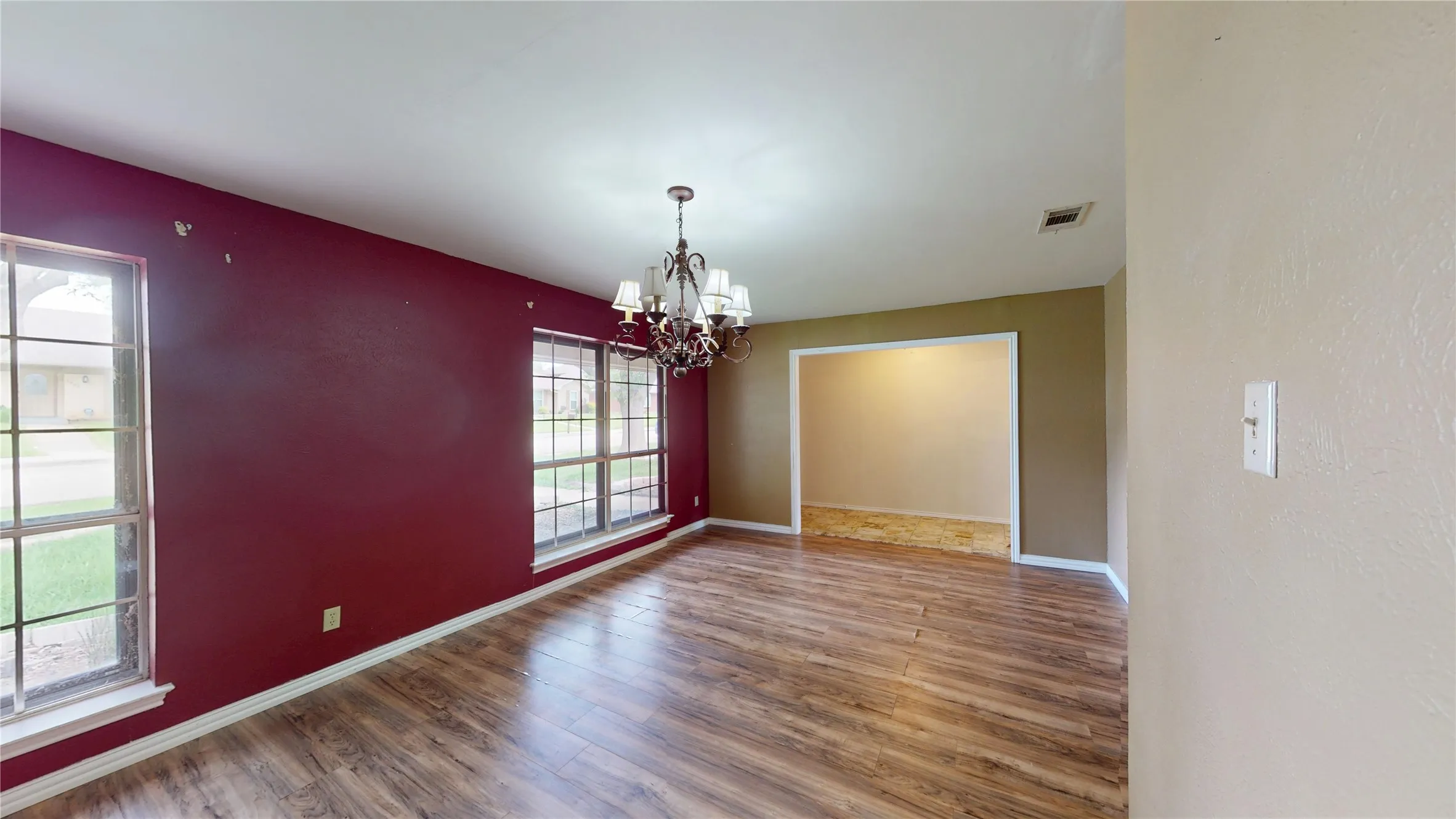 Single Family Residence For Sale in Denton County , 1926 Camden Way, Carrollton, Texas 75007, 4 Bedrooms, 3 Bathrooms, 2 Garage spaces, 2,081 Sqft, built in 1978, Price $369,900, mls#21300945, Real Estate Agent in Carrollton, Homes For Sale in Denton county, Homes For Sale in Carrollton, Realtor in Carrollton Texas, Real Estate Brokerage Independent Realty Texas, Luminita Cordes Realtor