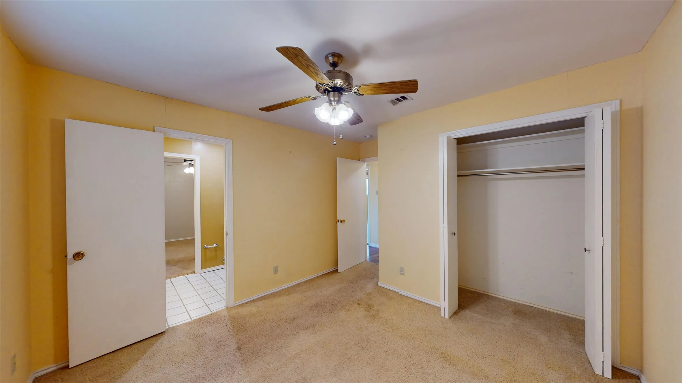 Single Family Residence For Sale in Denton County , 1926 Camden Way, Carrollton, Texas 75007, 4 Bedrooms, 3 Bathrooms, 2 Garage spaces, 2,081 Sqft, built in 1978, Price $369,900, mls#21300945, Real Estate Agent in Carrollton, Homes For Sale in Denton county, Homes For Sale in Carrollton, Realtor in Carrollton Texas, Real Estate Brokerage Independent Realty Texas, Luminita Cordes Realtor