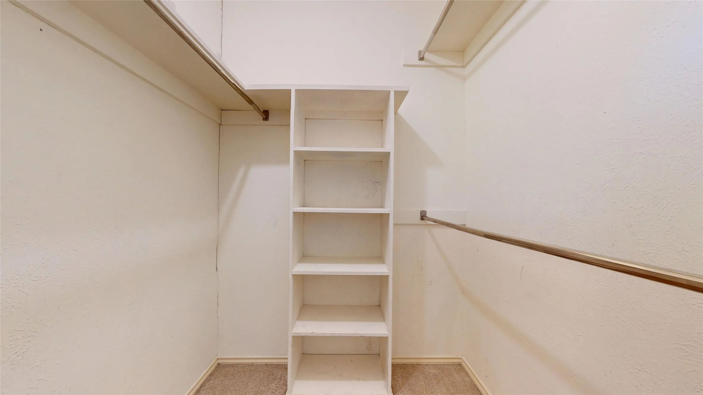 Single Family Residence For Sale in Denton County , 1926 Camden Way, Carrollton, Texas 75007, 4 Bedrooms, 3 Bathrooms, 2 Garage spaces, 2,081 Sqft, built in 1978, Price $369,900, mls#21300945, Real Estate Agent in Carrollton, Homes For Sale in Denton county, Homes For Sale in Carrollton, Realtor in Carrollton Texas, Real Estate Brokerage Independent Realty Texas, Luminita Cordes Realtor