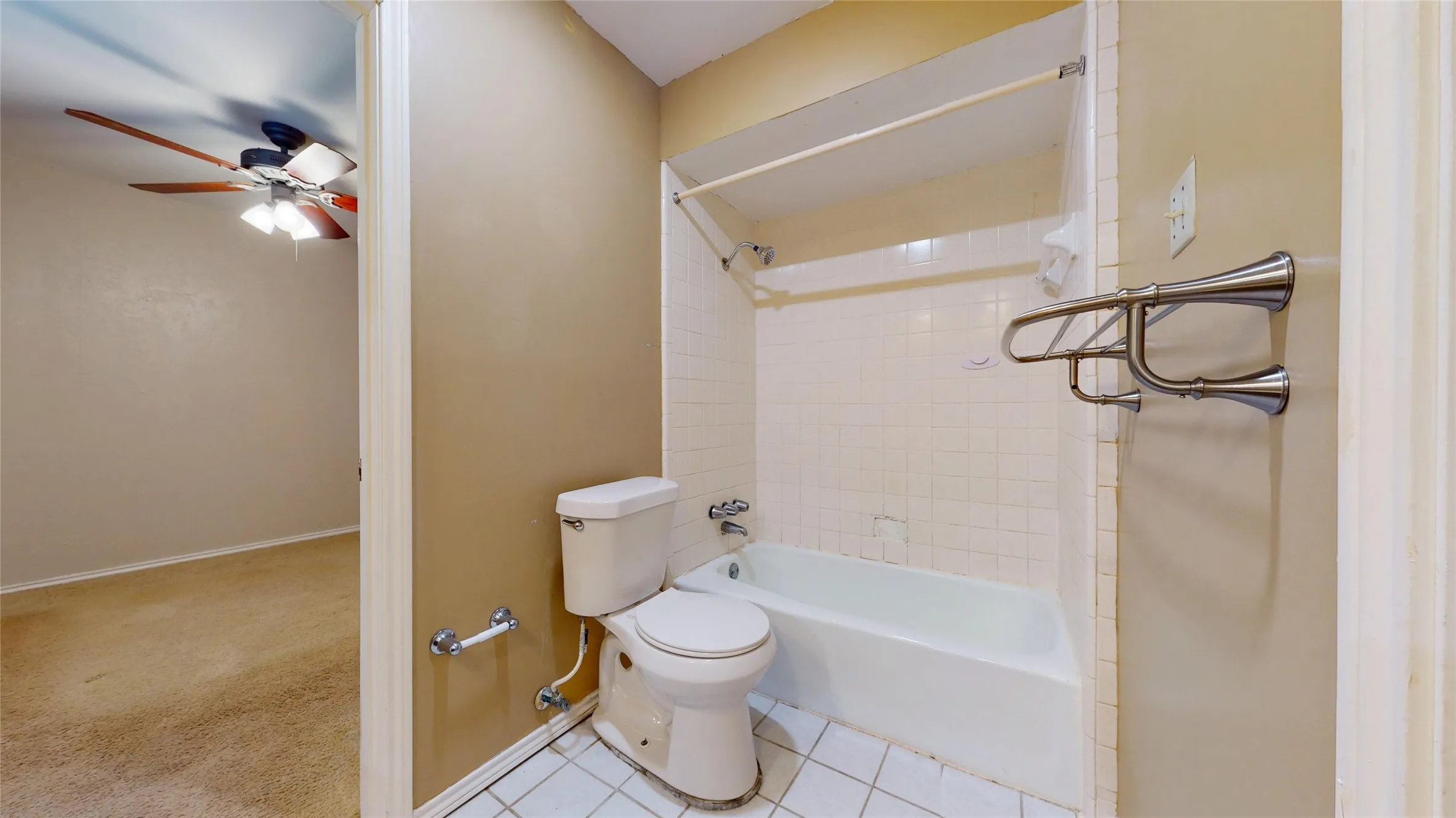 Single Family Residence For Sale in Denton County , 1926 Camden Way, Carrollton, Texas 75007, 4 Bedrooms, 3 Bathrooms, 2 Garage spaces, 2,081 Sqft, built in 1978, Price $369,900, mls#21300945, Real Estate Agent in Carrollton, Homes For Sale in Denton county, Homes For Sale in Carrollton, Realtor in Carrollton Texas, Real Estate Brokerage Independent Realty Texas, Luminita Cordes Realtor