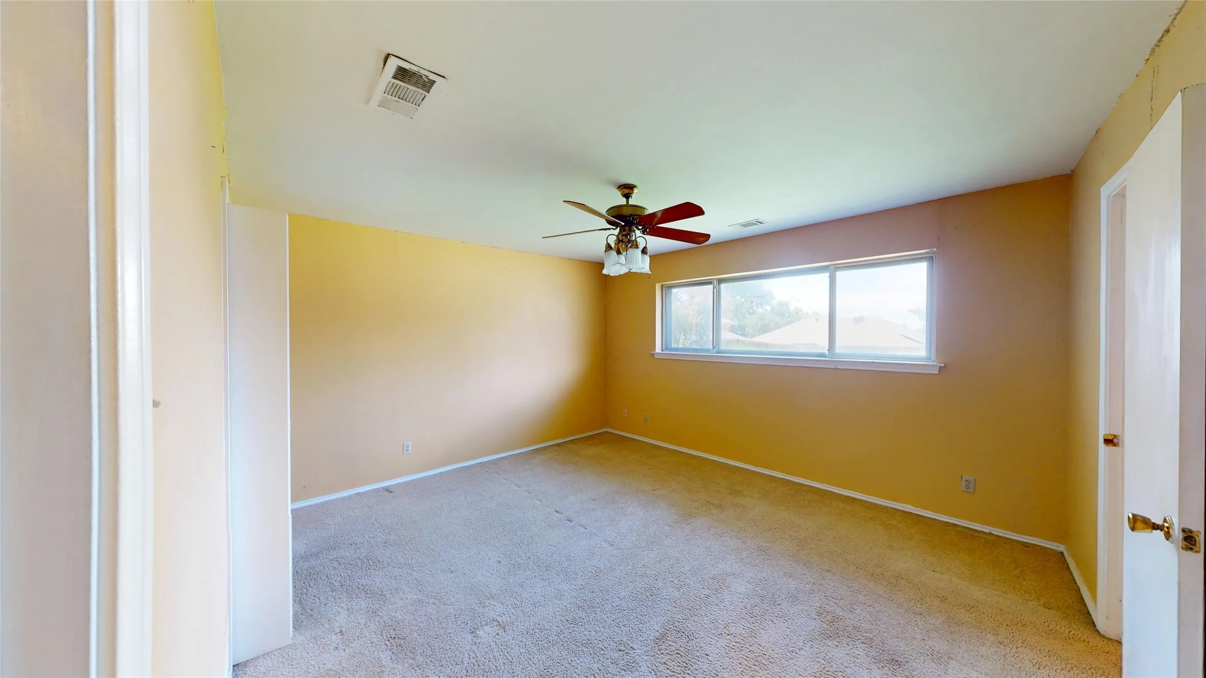 Single Family Residence For Sale in Denton County , 1926 Camden Way, Carrollton, Texas 75007, 4 Bedrooms, 3 Bathrooms, 2 Garage spaces, 2,081 Sqft, built in 1978, Price $369,900, mls#21300945, Real Estate Agent in Carrollton, Homes For Sale in Denton county, Homes For Sale in Carrollton, Realtor in Carrollton Texas, Real Estate Brokerage Independent Realty Texas, Luminita Cordes Realtor