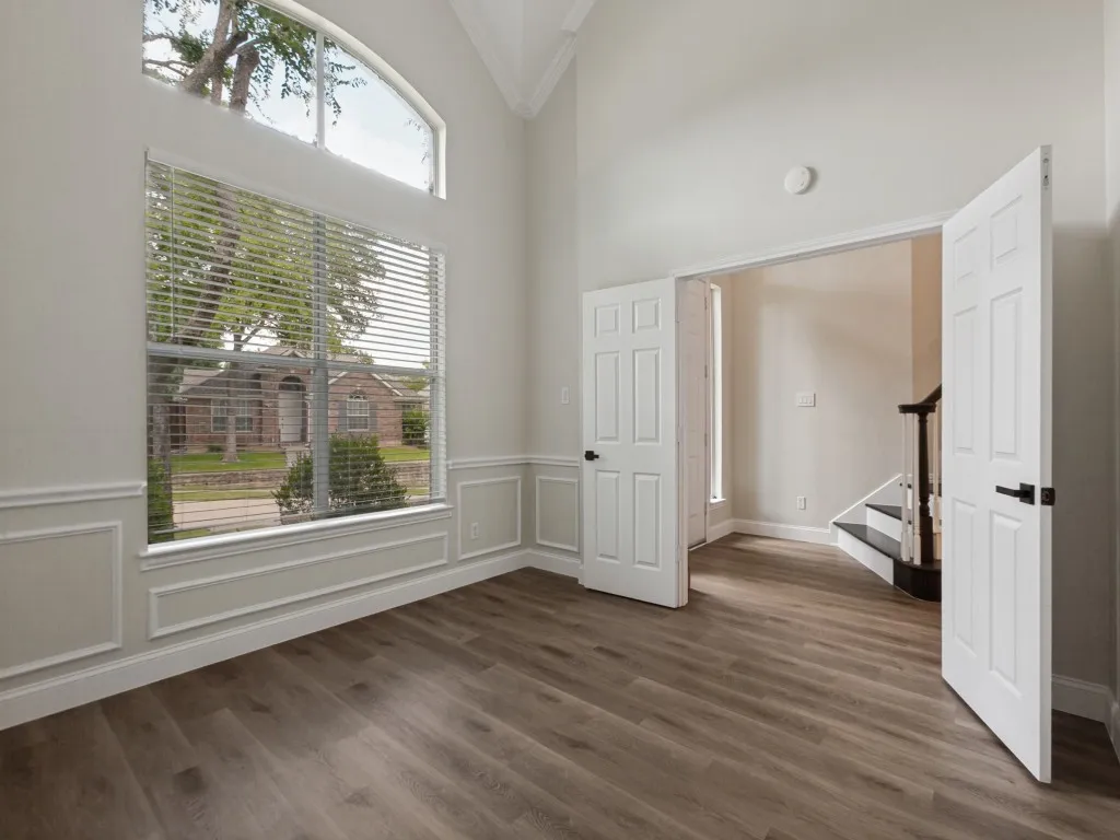 Single Family Residence For Sale in Collin County , 4422 Lartan Trail, Richardson, Texas 75082, 5 Bedroom, 4 Bathroom, 2 Garage spaces, 3,020 Sqft, built in 1998, mls#21300989, Real Estate Agent in Richardson, Homes For Sale in Collin county, Homes For Sale in Richardson, Realtor in Richardson Texas, Real Estate Brokerage Independent Realty Texas, Luminita Cordes Realtor