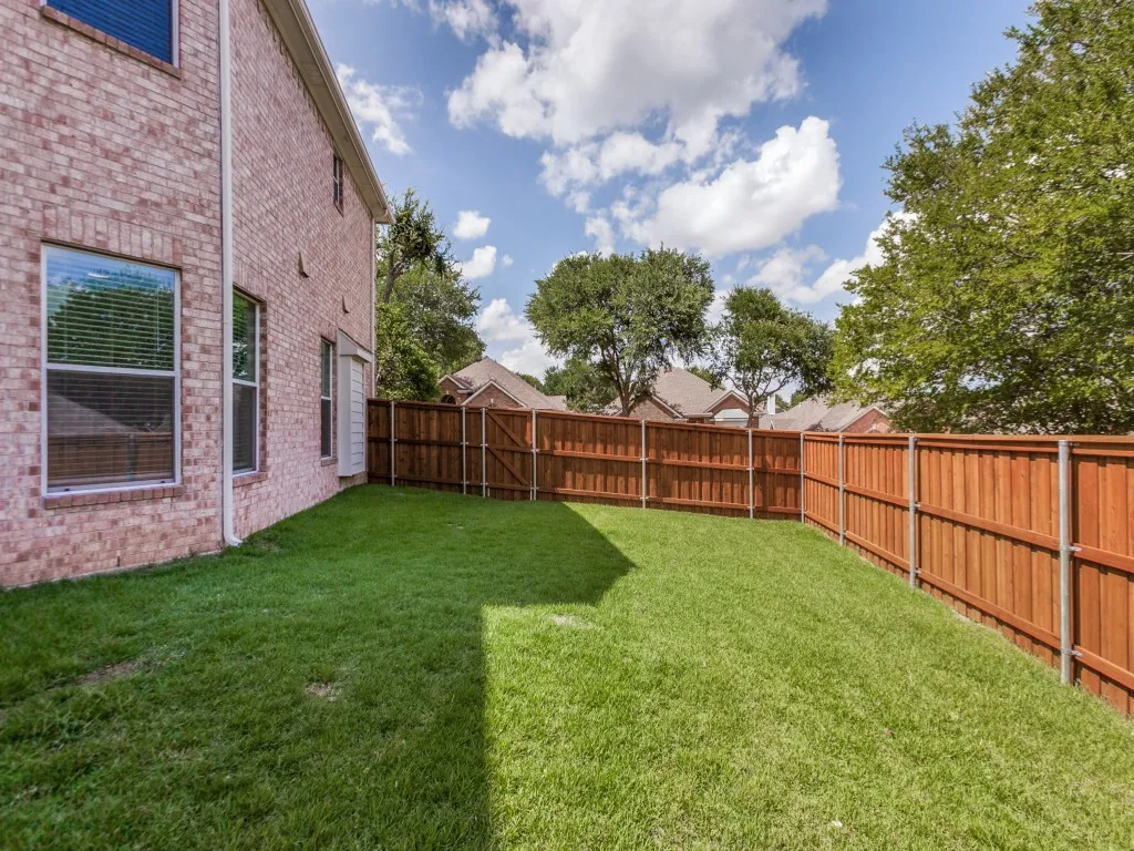 Single Family Residence For Sale in Collin County , 4422 Lartan Trail, Richardson, Texas 75082, 5 Bedroom, 4 Bathroom, 2 Garage spaces, 3,020 Sqft, built in 1998, mls#21300989, Real Estate Agent in Richardson, Homes For Sale in Collin county, Homes For Sale in Richardson, Realtor in Richardson Texas, Real Estate Brokerage Independent Realty Texas, Luminita Cordes Realtor