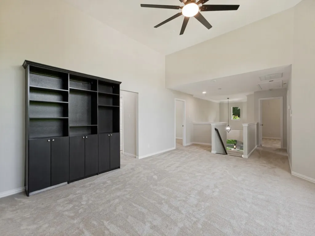 Single Family Residence For Sale in Collin County , 4422 Lartan Trail, Richardson, Texas 75082, 5 Bedroom, 4 Bathroom, 2 Garage spaces, 3,020 Sqft, built in 1998, mls#21300989, Real Estate Agent in Richardson, Homes For Sale in Collin county, Homes For Sale in Richardson, Realtor in Richardson Texas, Real Estate Brokerage Independent Realty Texas, Luminita Cordes Realtor