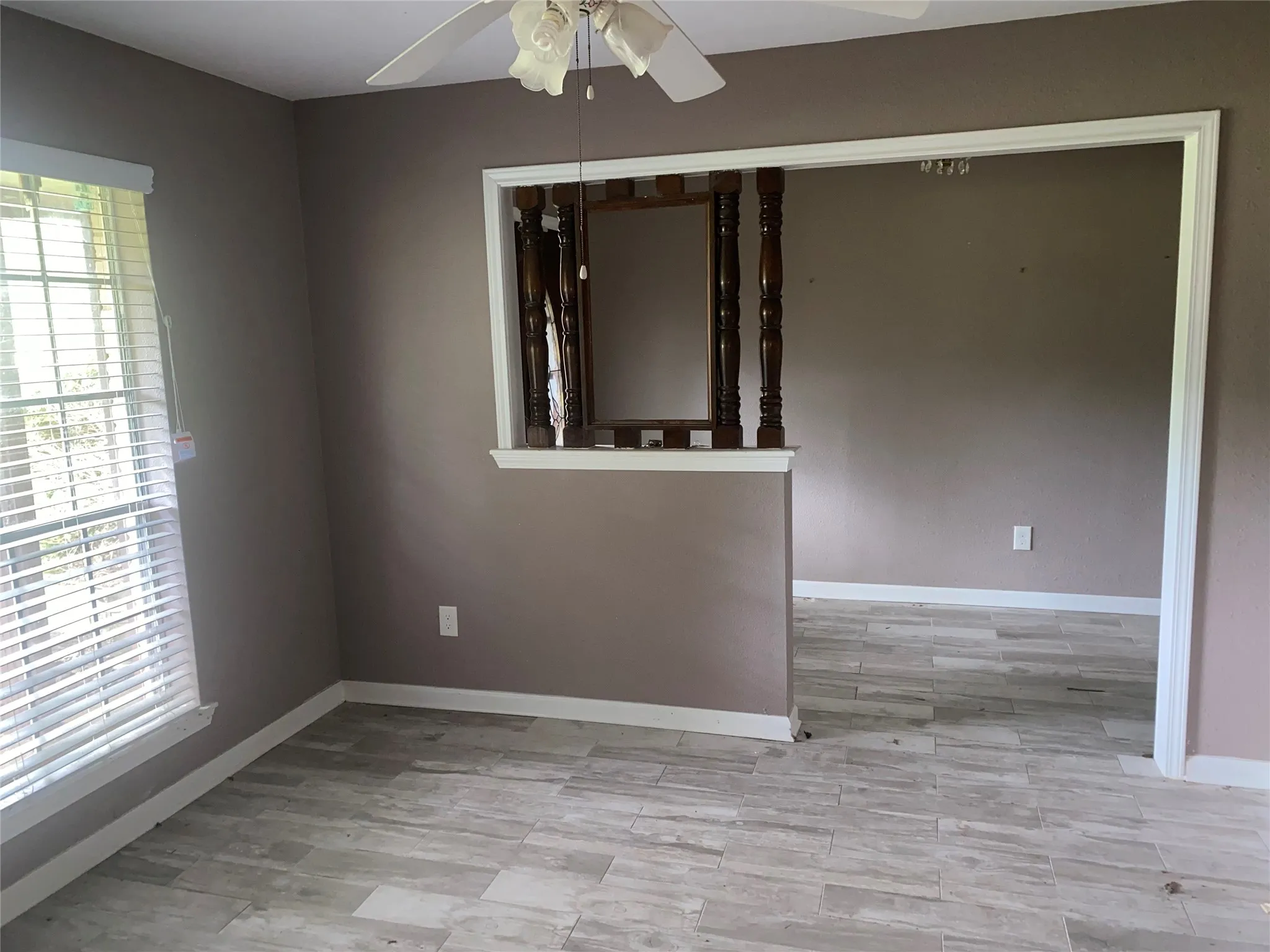 Single Family Residence For Sale in Fort Bend County , 416 Fort Bend Drive, Simonton, Texas 77485, 4 Bedroom, 3 Bathroom, Garage spaces, 2,100 Sqft, built in 1975, mls#21301000, Real Estate Agent in Simonton, Homes For Sale in Fort Bend county, Homes For Sale in Simonton, Realtor in Simonton Texas, Real Estate Brokerage Independent Realty Texas, Luminita Cordes Realtor