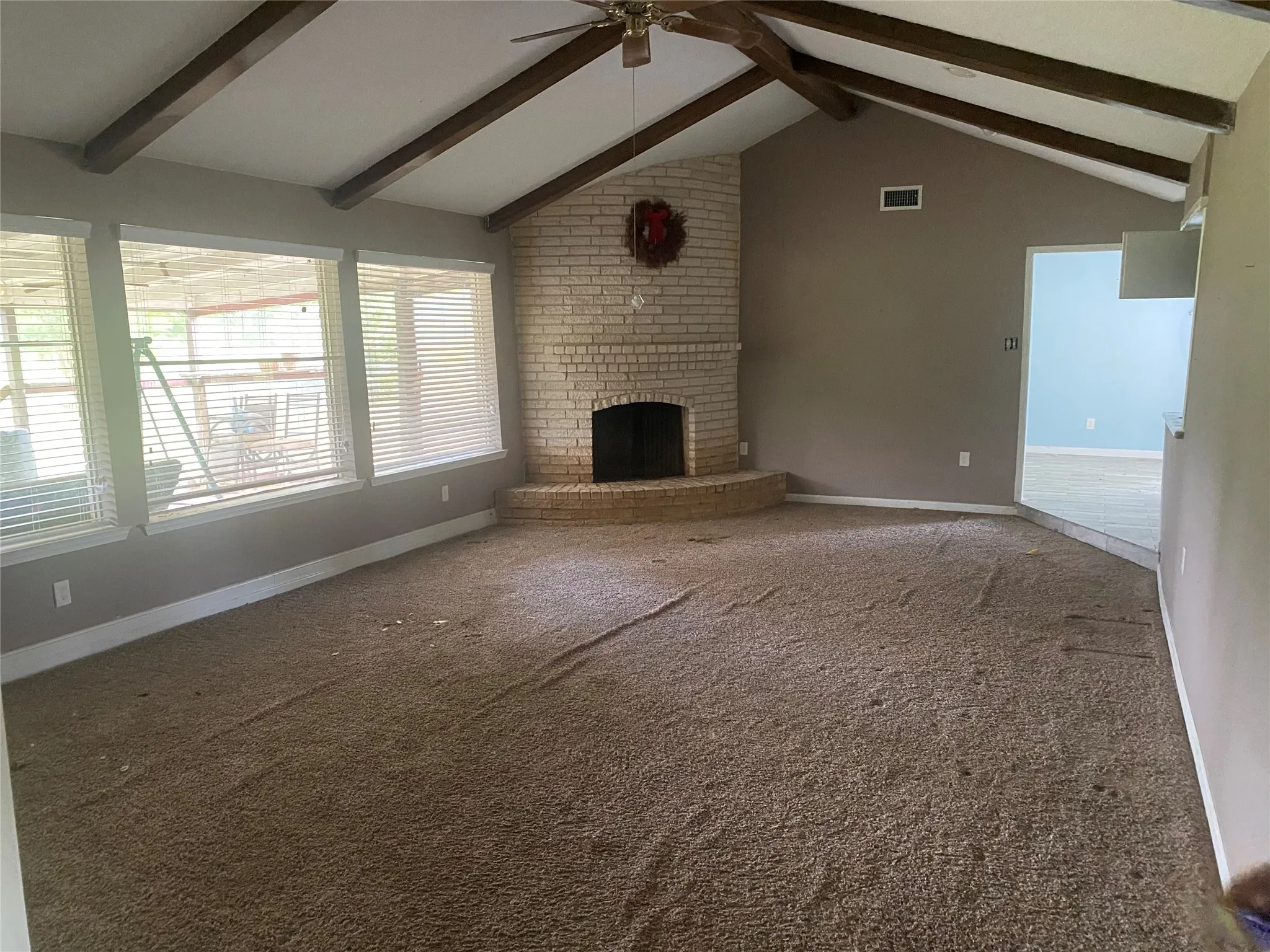 Single Family Residence For Sale in Fort Bend County , 416 Fort Bend Drive, Simonton, Texas 77485, 4 Bedroom, 3 Bathroom, Garage spaces, 2,100 Sqft, built in 1975, mls#21301000, Real Estate Agent in Simonton, Homes For Sale in Fort Bend county, Homes For Sale in Simonton, Realtor in Simonton Texas, Real Estate Brokerage Independent Realty Texas, Luminita Cordes Realtor