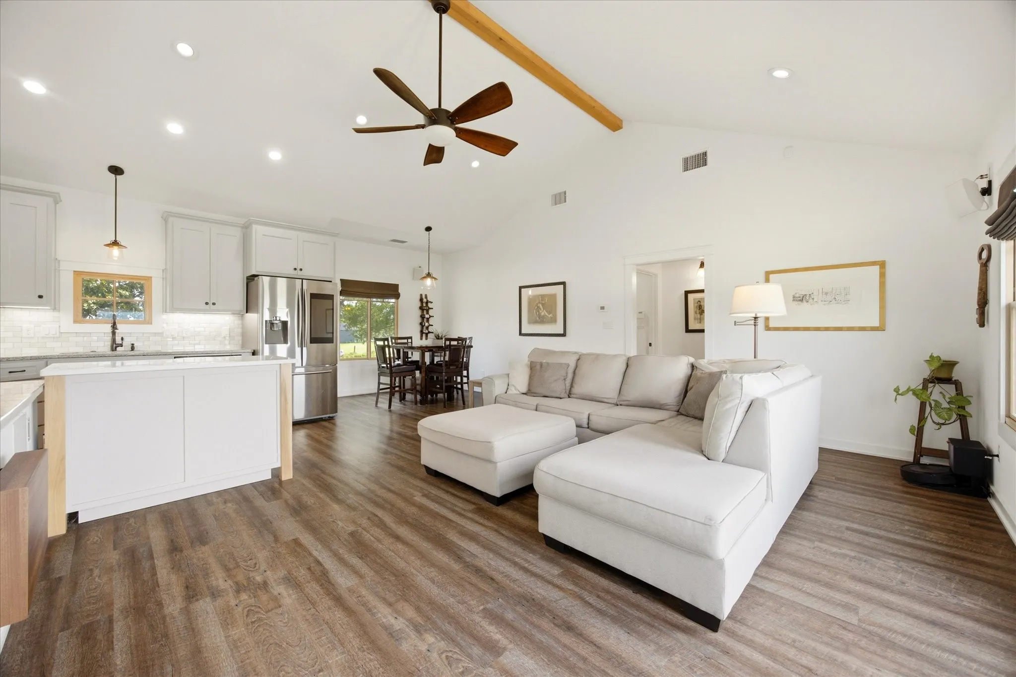 Farm For Sale in Rains County , 4020 FM 515, Emory, Texas 75440, 3 Bedroom, 2 Bathroom, 2 Garage spaces, 2,788 Sqft, built in 2018, mls#21300824, Real Estate Agent in Emory, Homes For Sale in Rains county, Homes For Sale in Emory, Realtor in Emory Texas, Real Estate Brokerage Independent Realty Texas, Luminita Cordes Realtor