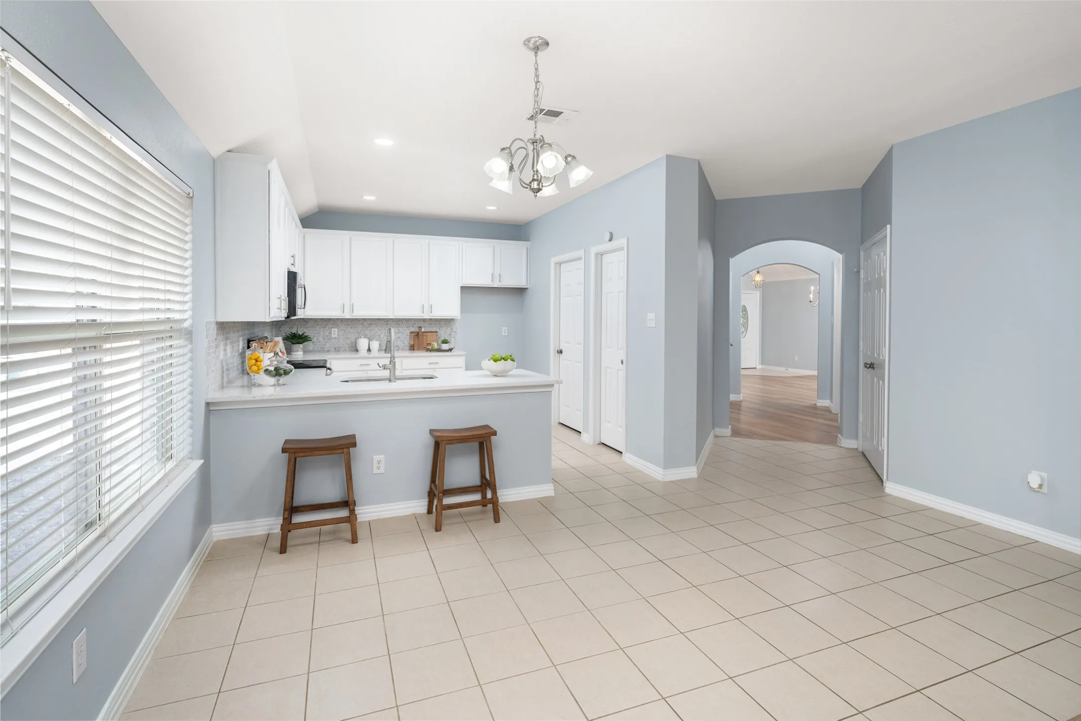 Single Family Residence For Sale in Collin County , 1711 Buckthorne Drive, Allen, Texas 75002, 4 Bedroom, 3 Bathroom, 2 Garage spaces, 2,178 Sqft, built in 2005, mls#21290953, Real Estate Agent in Allen, Homes For Sale in Collin county, Homes For Sale in Allen, Realtor in Allen Texas, Real Estate Brokerage Independent Realty Texas, Luminita Cordes Realtor