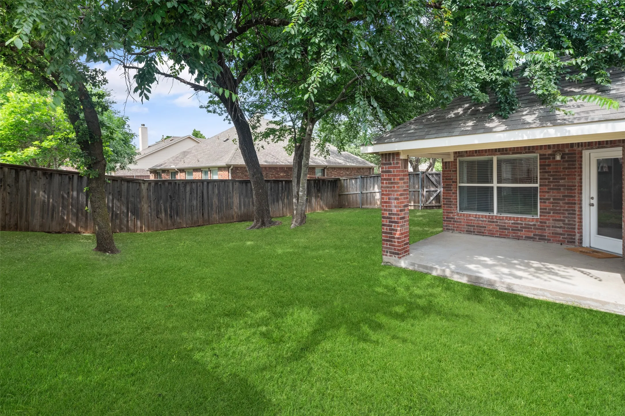 Single Family Residence For Sale in Collin County , 1711 Buckthorne Drive, Allen, Texas 75002, 4 Bedroom, 3 Bathroom, 2 Garage spaces, 2,178 Sqft, built in 2005, mls#21290953, Real Estate Agent in Allen, Homes For Sale in Collin county, Homes For Sale in Allen, Realtor in Allen Texas, Real Estate Brokerage Independent Realty Texas, Luminita Cordes Realtor