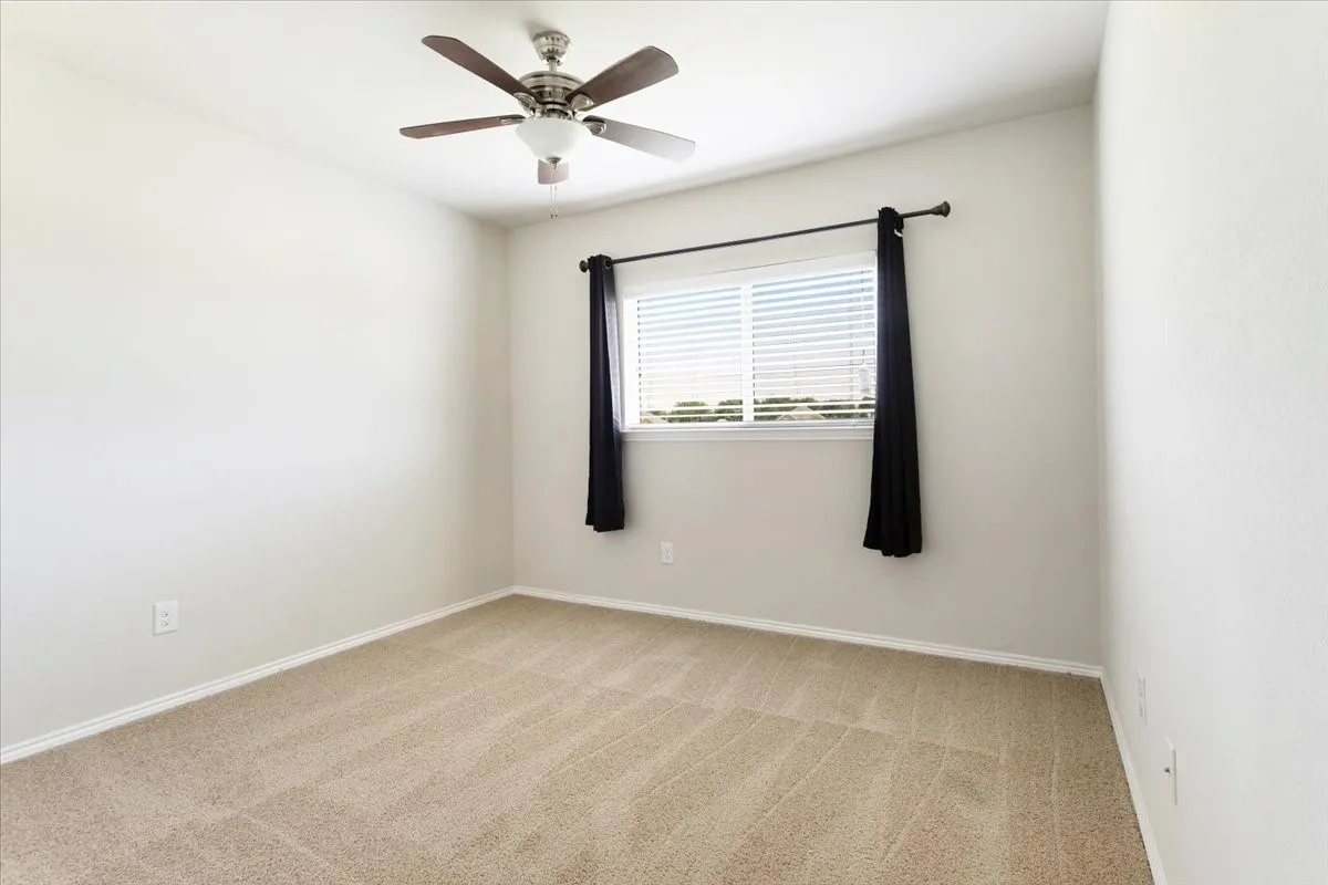 Bedroom of 802 Swan Ridge Drive, Sherman, TX in The Preserve