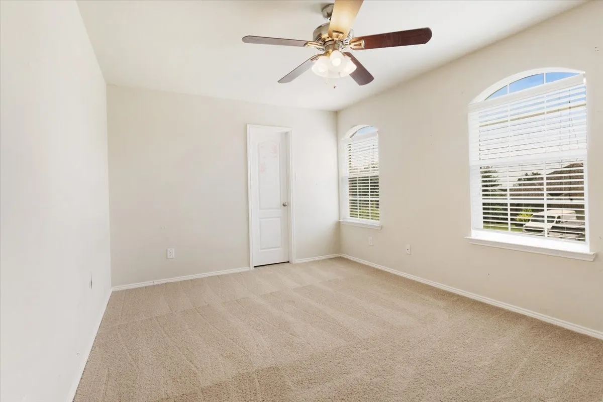 Bedroom of 802 Swan Ridge Drive, Sherman, TX in The Preserve