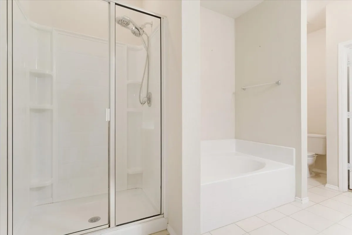 Primary Bathroom of 802 Swan Ridge Drive, Sherman, TX in The Preserve