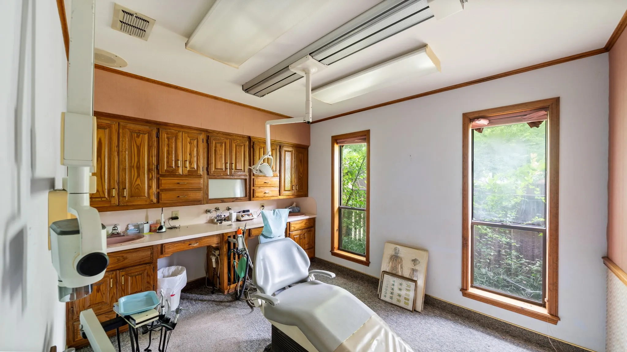 Office For Sale in Wood County , 223 Graham Street, Mineola, Texas 75773, 0, 0, Garage spaces, 0 Sqft, built in 1987, Price $275,000, mls#21296075, Real Estate Agent in Mineola, Homes For Sale in Wood county, Homes For Sale in Mineola, Realtor in Mineola Texas, Real Estate Brokerage Independent Realty Texas, Luminita Cordes Realtor