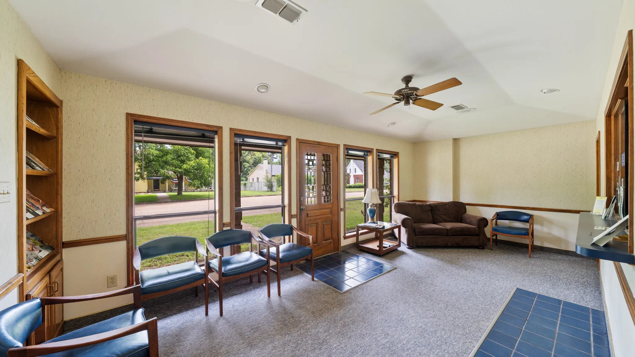 Office For Sale in Wood County , 223 Graham Street, Mineola, Texas 75773, 0, 0, Garage spaces, 0 Sqft, built in 1987, Price $275,000, mls#21296075, Real Estate Agent in Mineola, Homes For Sale in Wood county, Homes For Sale in Mineola, Realtor in Mineola Texas, Real Estate Brokerage Independent Realty Texas, Luminita Cordes Realtor