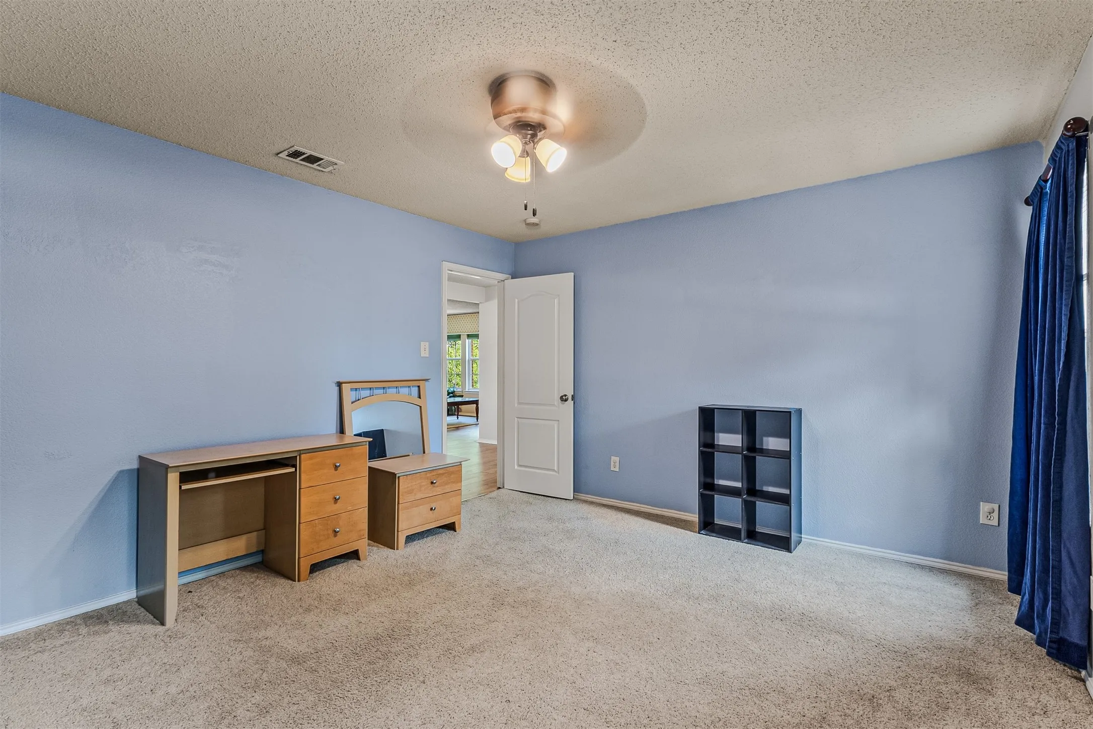 Single Family Residence For Sale in Dallas County , 2177 Lone Pecan Drive, Mesquite, Texas 75181, 4 Bedroom, 3 Bathroom, 2 Garage spaces, 3,034 Sqft, built in 2003, mls#21298116, Real Estate Agent in Mesquite, Homes For Sale in Dallas county, Homes For Sale in Mesquite, Realtor in Mesquite Texas, Real Estate Brokerage Independent Realty Texas, Luminita Cordes Realtor