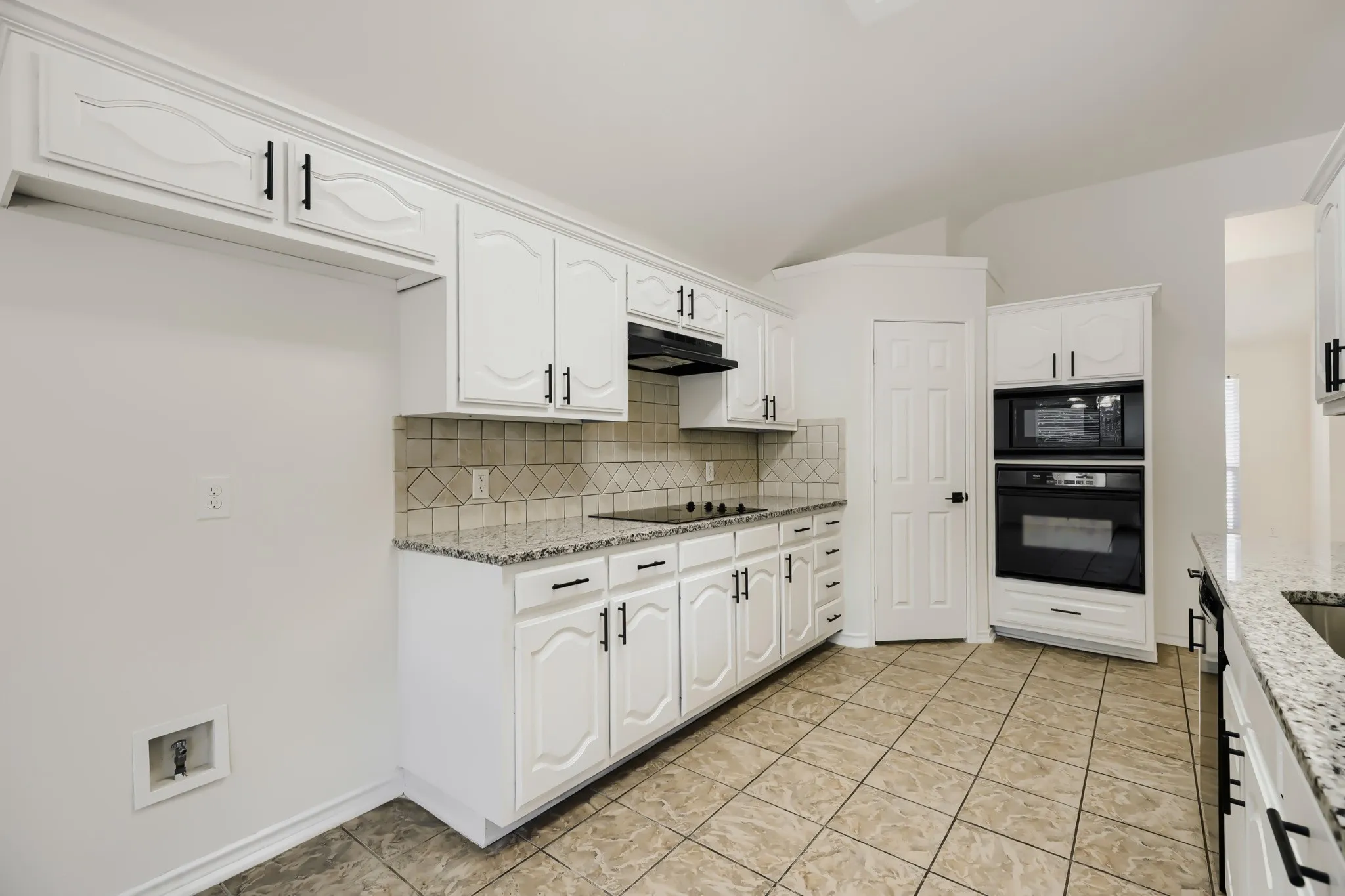 Single Family Residence For Sale in Rockwall County , 1630 Ashbourne Drive, Rockwall, Texas 75087, 4 Bedroom, 2 Bathroom, 2 Garage spaces, 2,074 Sqft, built in 2003, mls#21205898, Real Estate Agent in Rockwall, Homes For Sale in Rockwall county, Homes For Sale in Rockwall, Realtor in Rockwall Texas, Real Estate Brokerage Independent Realty Texas, Luminita Cordes Realtor