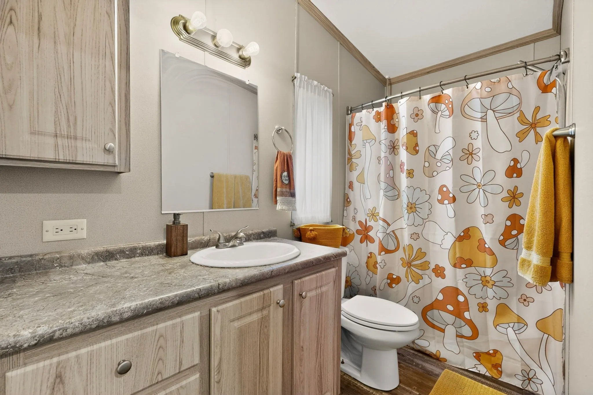 Manufactured Home For Sale in Wise County , 115 Vinall Circle, Decatur, Texas 76234, 3 Bedroom, 2 Bathroom, Garage spaces, 1,512 Sqft, built in 2020, mls#21299987, Real Estate Agent in Decatur, Homes For Sale in Wise county, Homes For Sale in Decatur, Realtor in Decatur Texas, Real Estate Brokerage Independent Realty Texas, Luminita Cordes Realtor