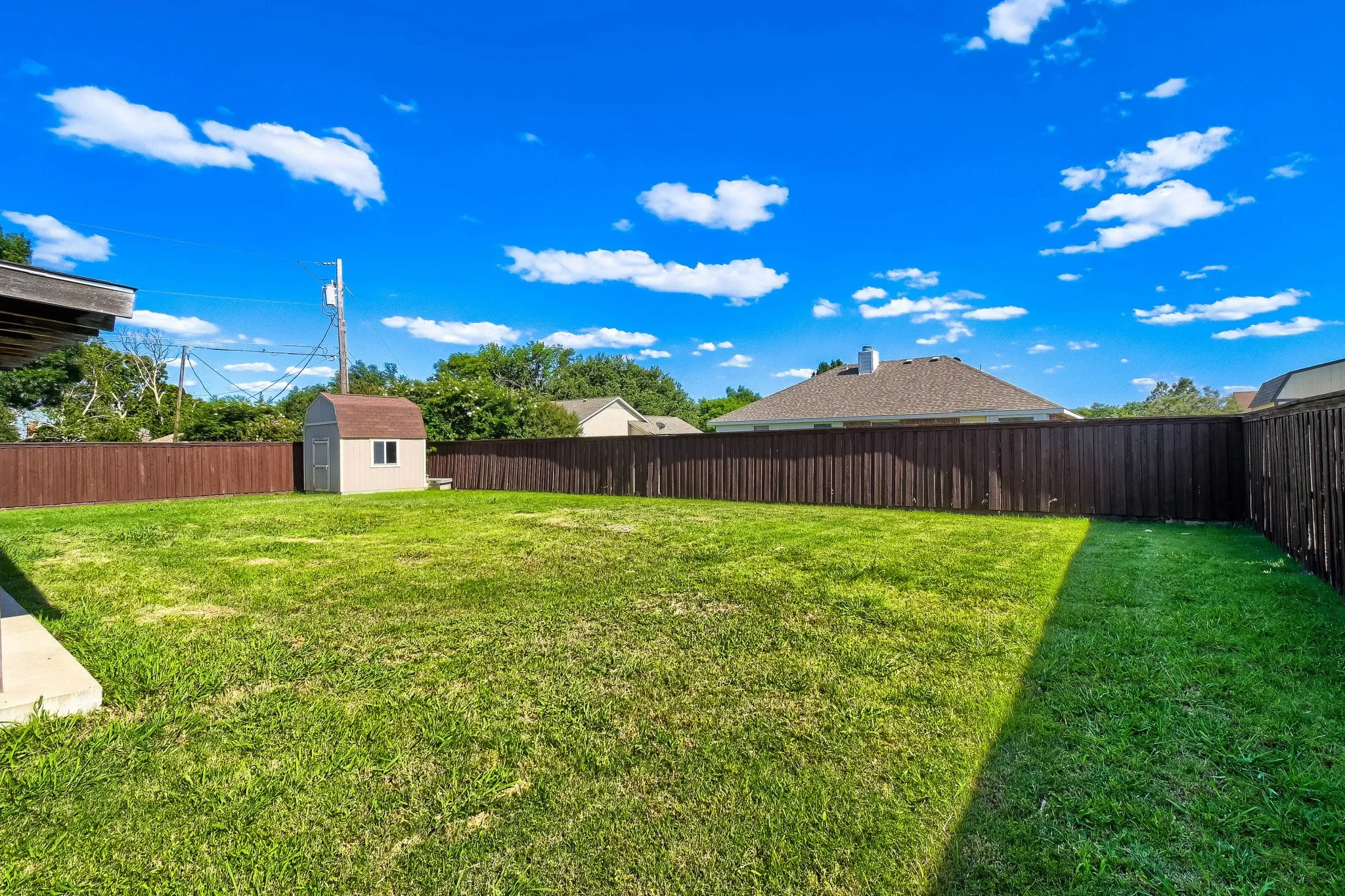 Single Family Residence For Sale in Collin County , 910 W Bois D Arc Street, Celina, Texas 75009, 3 Bedroom, 2 Bathroom, 2 Garage spaces, 1,748 Sqft, built in 2006, mls#21210346, Real Estate Agent in Celina, Homes For Sale in Collin county, Homes For Sale in Celina, Realtor in Celina Texas, Real Estate Brokerage Independent Realty Texas, Luminita Cordes Realtor