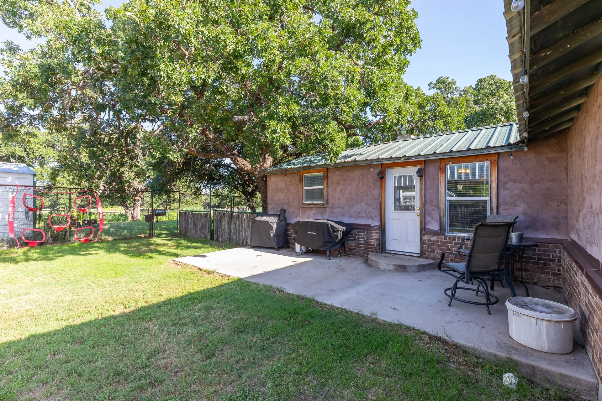 Single Family Residence For Sale in Callahan County , 2143 County Road 113, Clyde, Texas 79510, 4 Bedroom, 2 Bathroom, Garage spaces, 1,820 Sqft, built in 1948, mls#21300928, Real Estate Agent in Clyde, Homes For Sale in Callahan county, Homes For Sale in Clyde, Realtor in Clyde Texas, Real Estate Brokerage Independent Realty Texas, Luminita Cordes Realtor