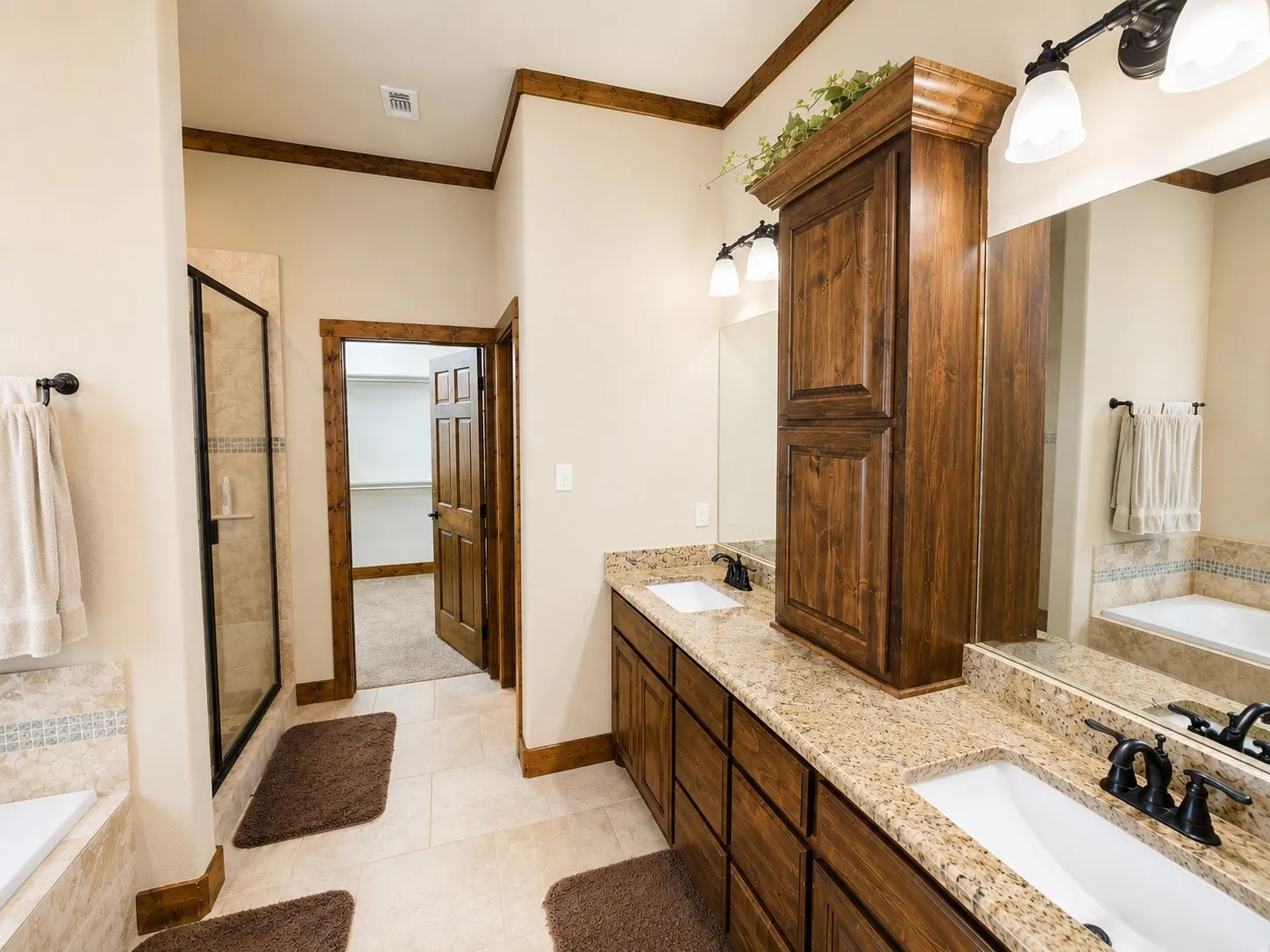Single Family Residence For Sale in Grayson County , 3028 Harrell Road, Howe, Texas 75459, 4 Bedroom, 4 Bathroom, 2 Garage spaces, 3,732 Sqft, built in 2014, mls#21299947, Real Estate Agent in Howe, Homes For Sale in Grayson county, Homes For Sale in Howe, Realtor in Howe Texas, Real Estate Brokerage Independent Realty Texas, Luminita Cordes Realtor